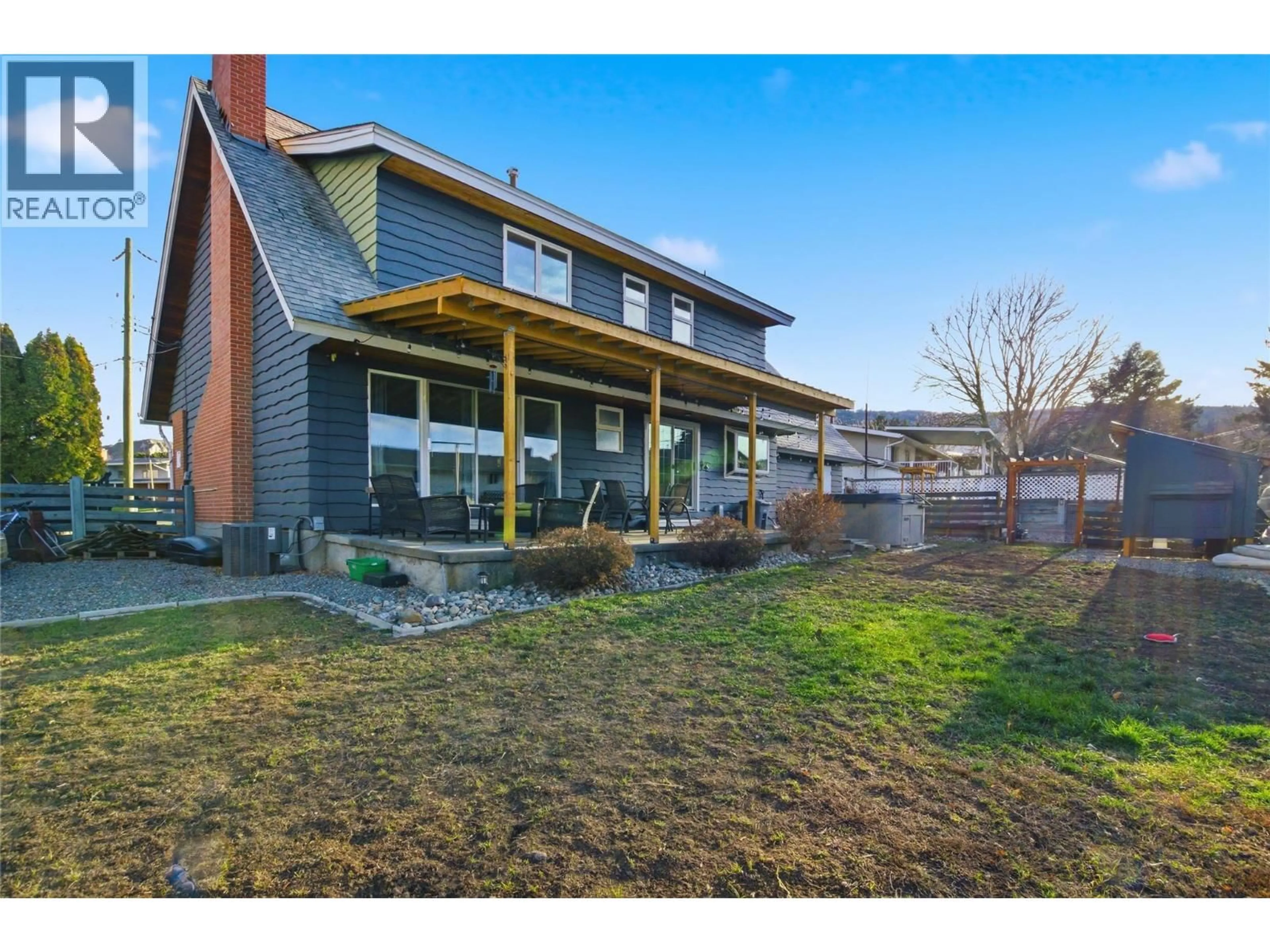 A pic from outside/outdoor area/front of a property/back of a property/a pic from drone, unknown for 1834 RUSSET WYND, Kamloops British Columbia V2C4N5