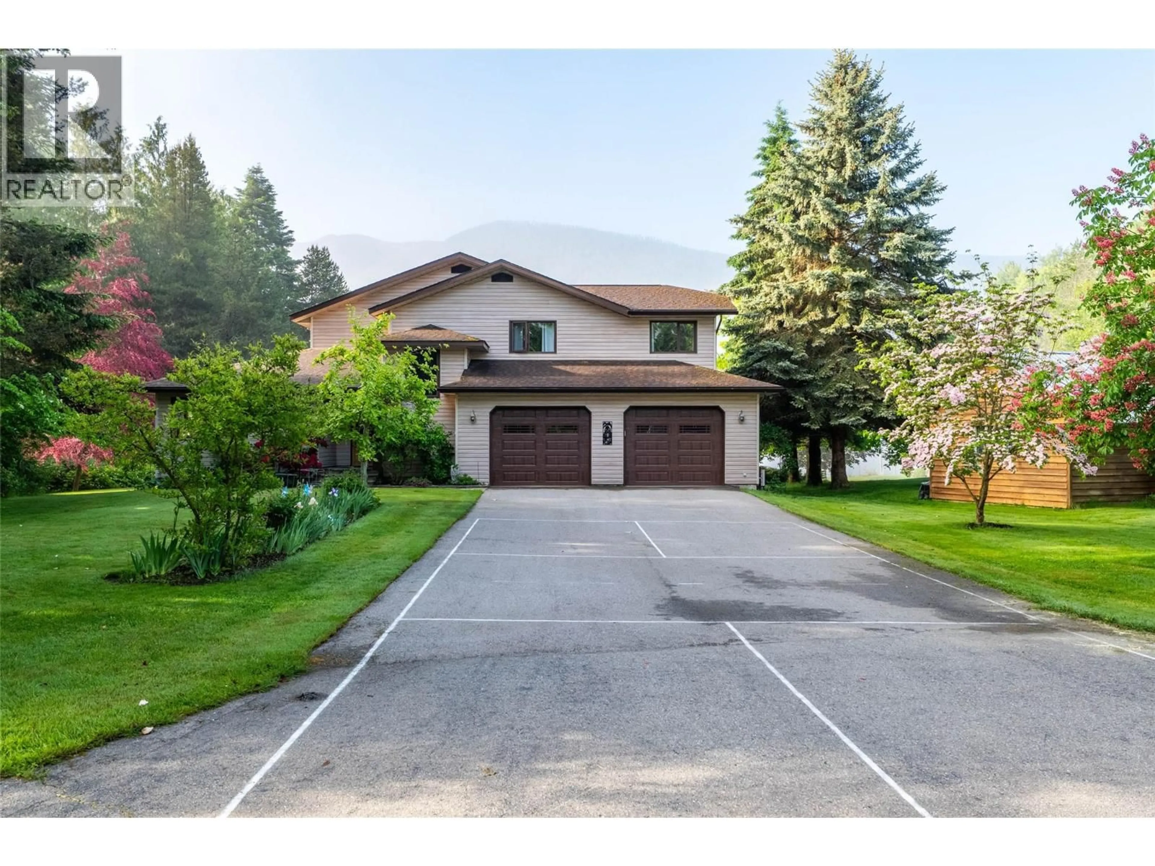 Unknown for 6158 REDFISH ROAD, Nelson British Columbia V1L6M9
