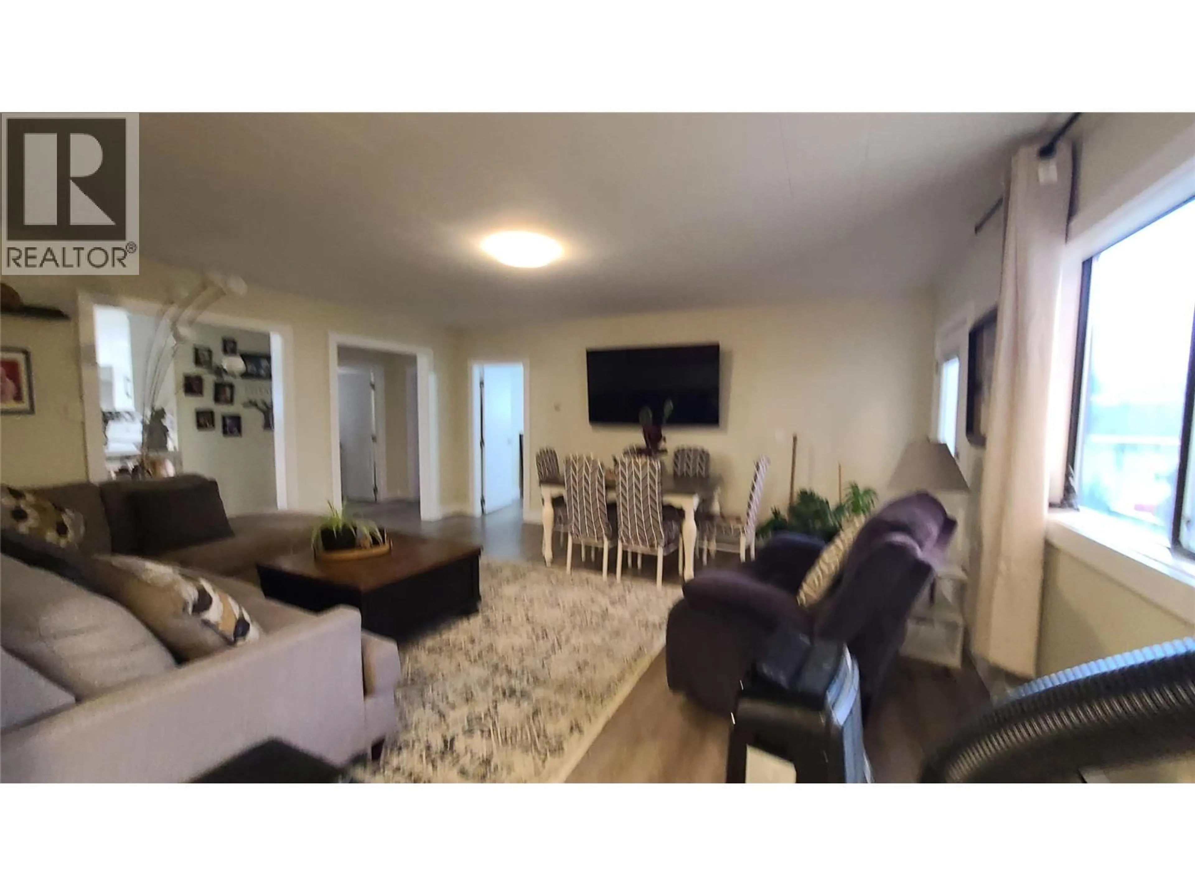 Living room with furniture, unknown for 6488 WOLFCUB PLACE PLACE, Oliver British Columbia V0H1T3