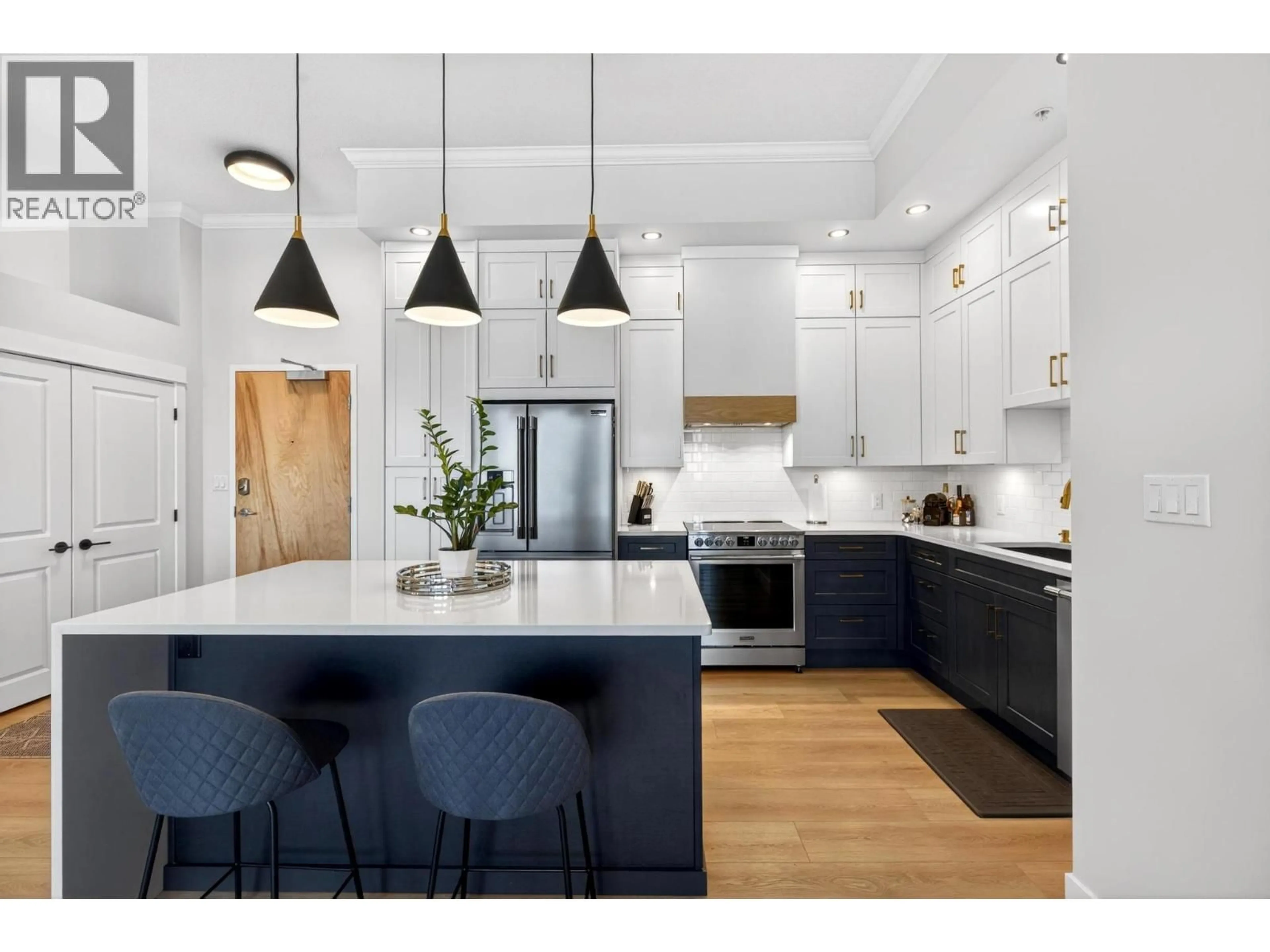 Open concept kitchen, unknown for 502 - 1329 ELLIS STREET, Kelowna British Columbia V1Y9X5