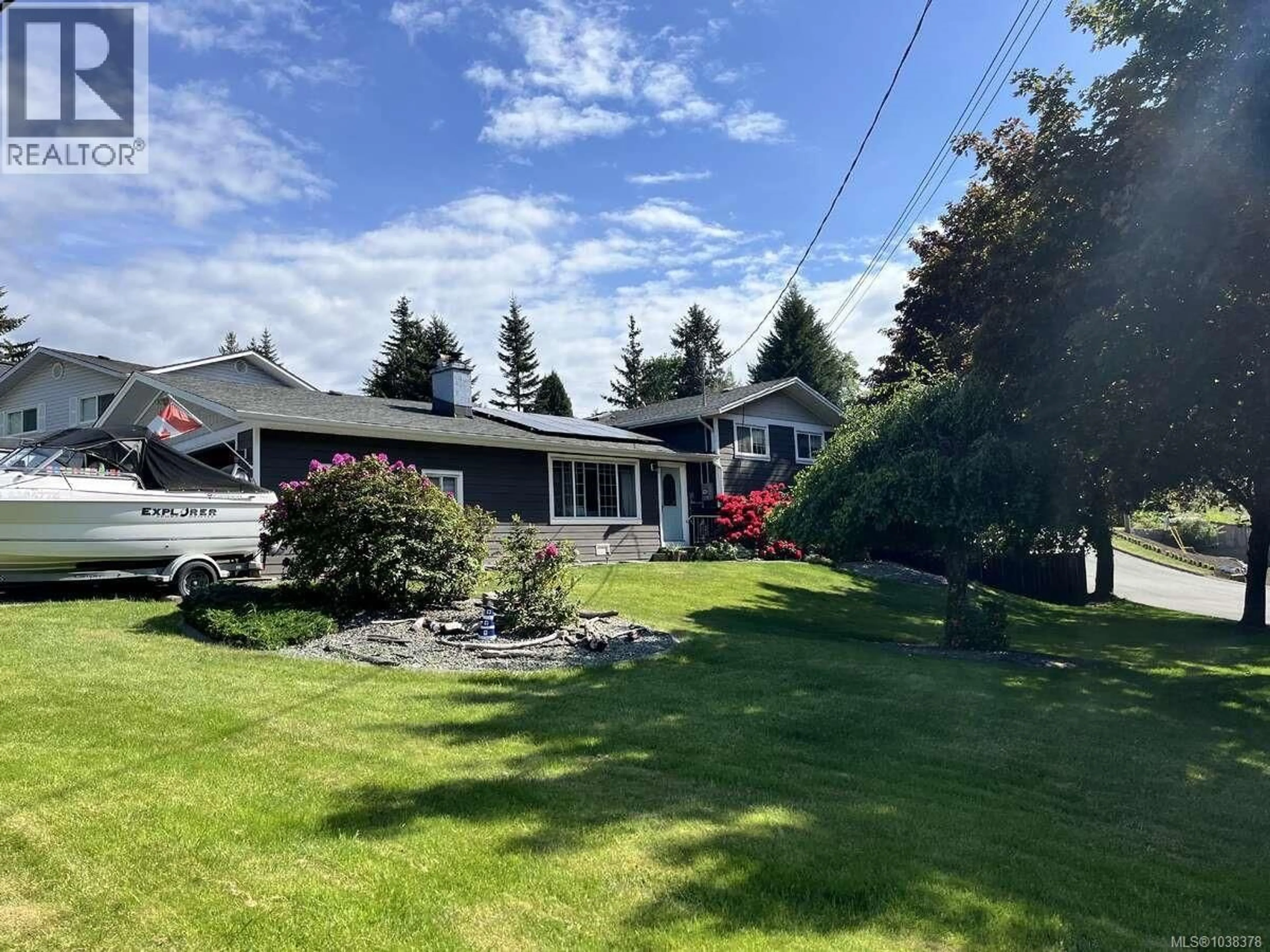 A pic from outside/outdoor area/front of a property/back of a property/a pic from drone, unknown for 2296 CAMERON DRIVE, Port Alberni British Columbia V9Y1A9