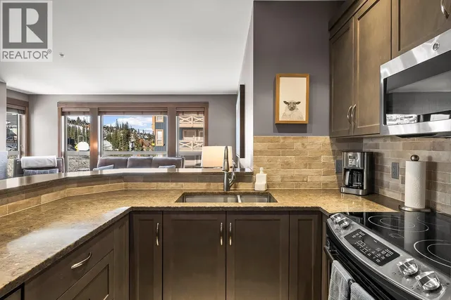 305 - 5300B BIG WHITE ROAD, Big White 5