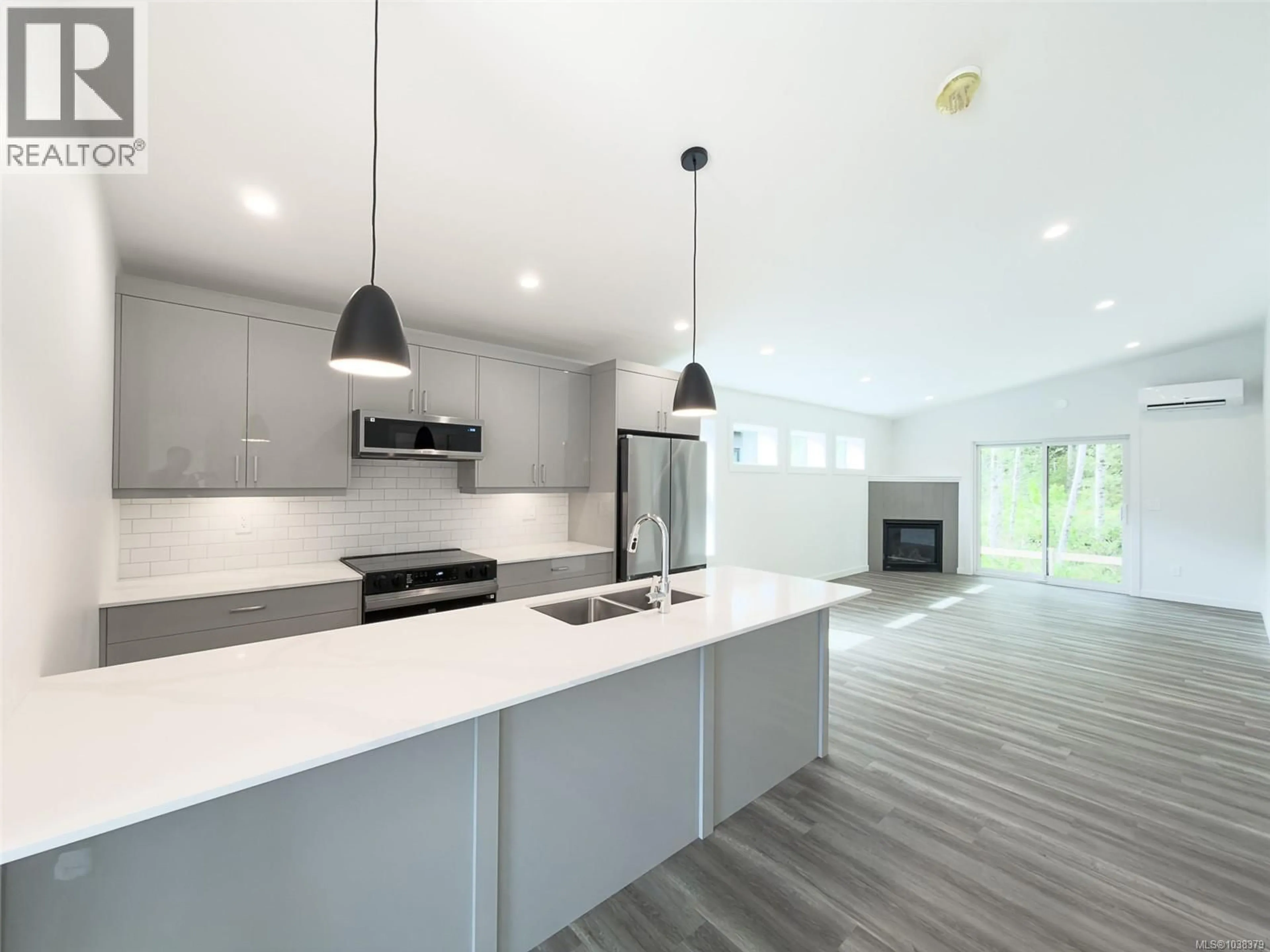 Open concept kitchen, unknown for 33 - 3025 ROYSTON ROAD, Cumberland British Columbia V0R1S0