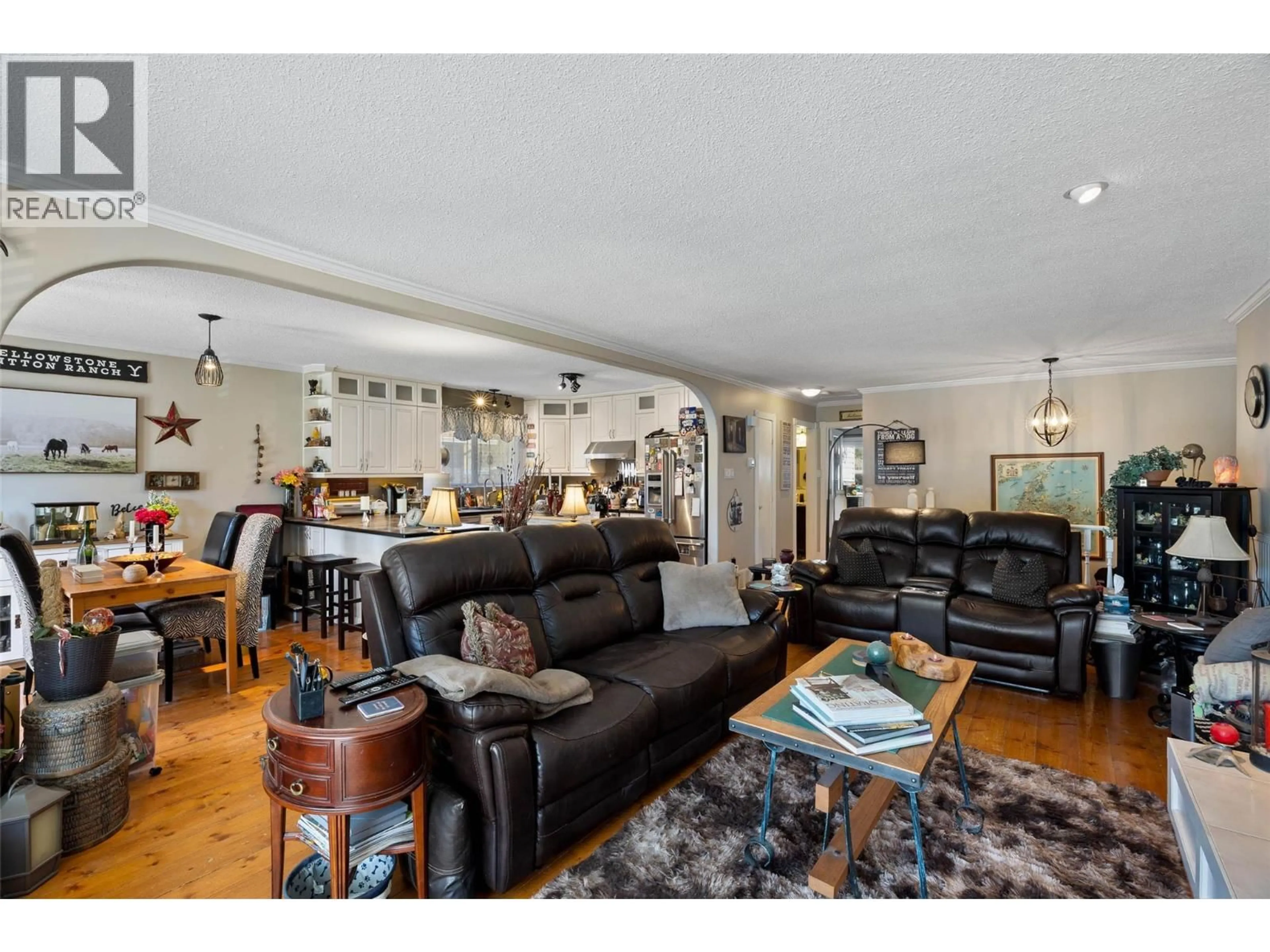 Living room with furniture, unknown for 4602 STRAWBERRY LANE, Kamloops British Columbia V2H1L6