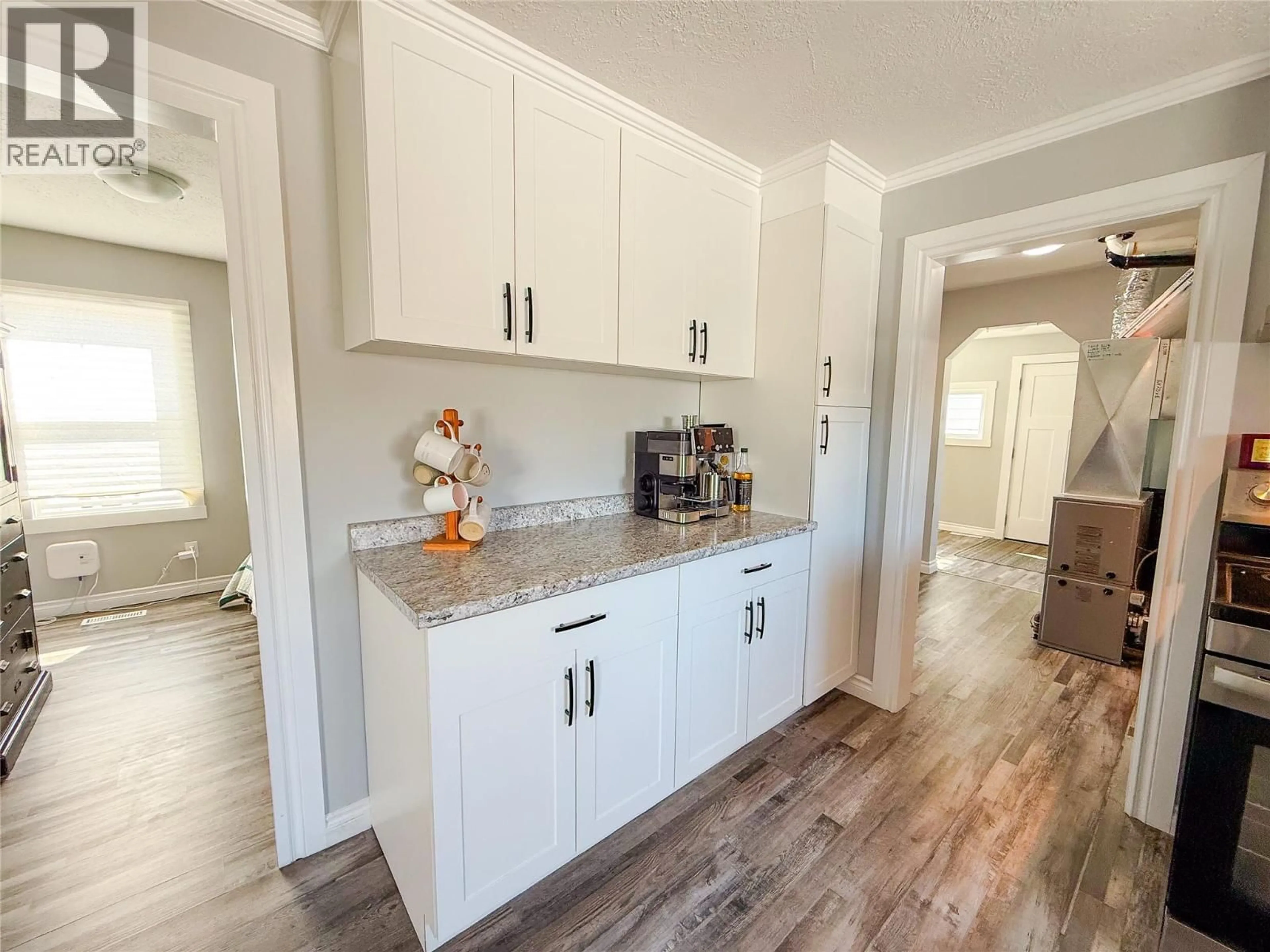 Open concept kitchen, unknown for 1149 96A AVENUE, Dawson Creek British Columbia V1G1M9