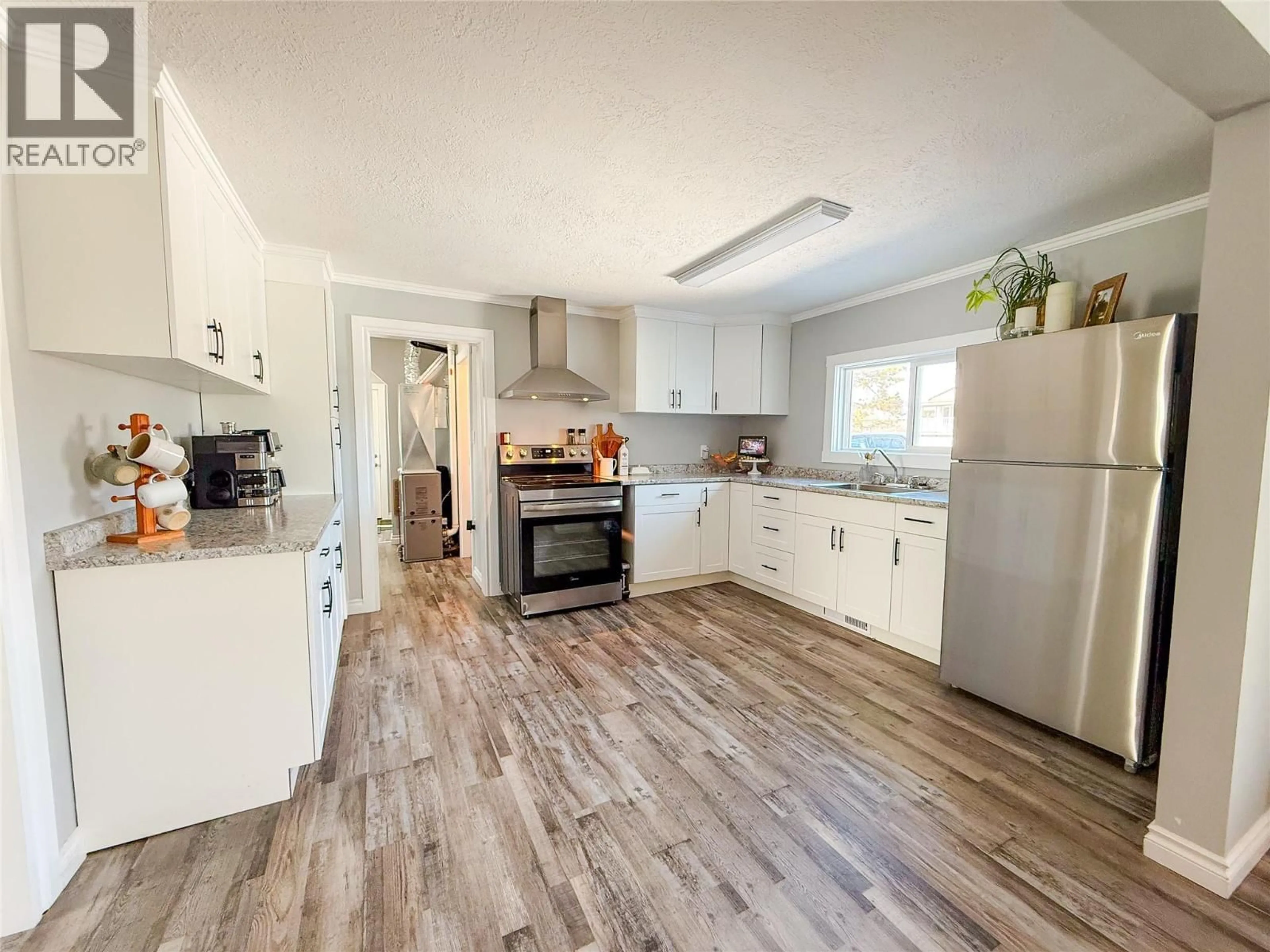 Open concept kitchen, unknown for 1149 96A AVENUE, Dawson Creek British Columbia V1G1M9