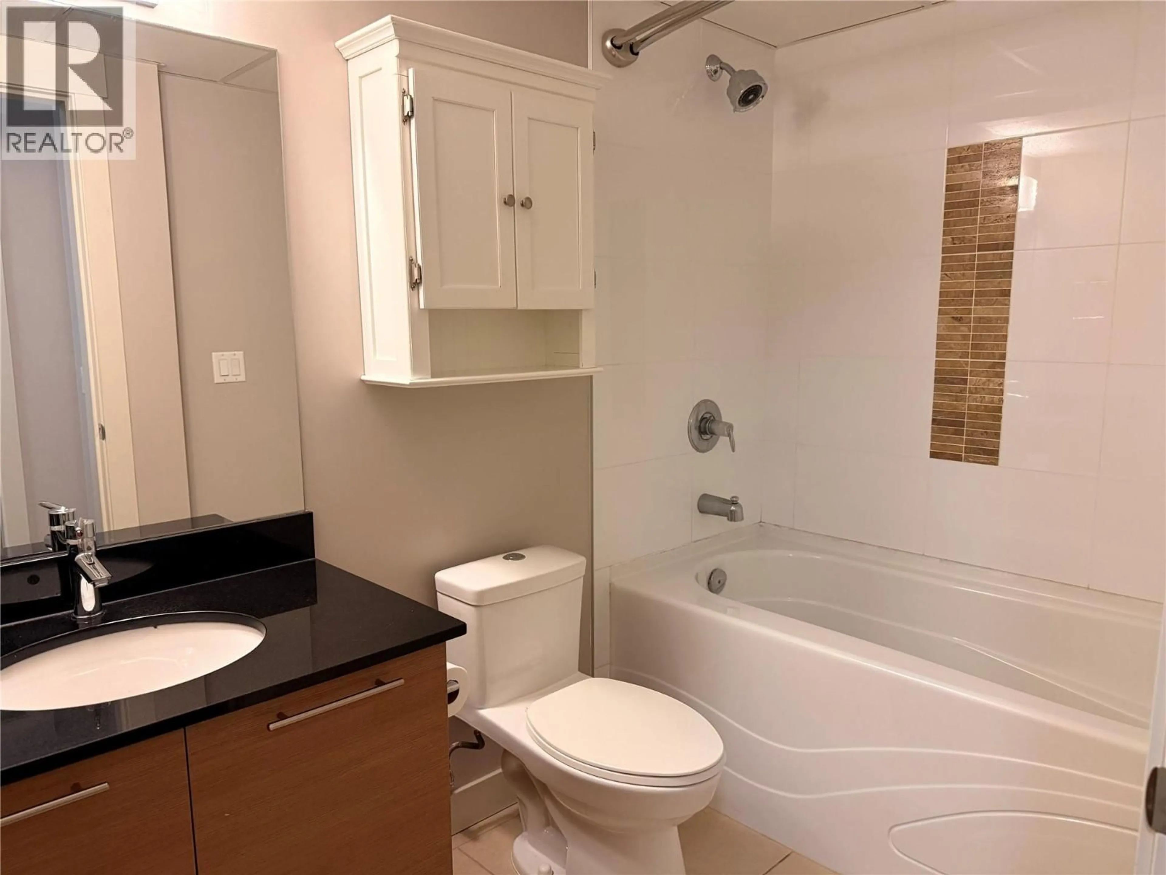 Standard bathroom, unknown for 3202 - 1040 TALASA COURT, Kamloops British Columbia V2H0C4