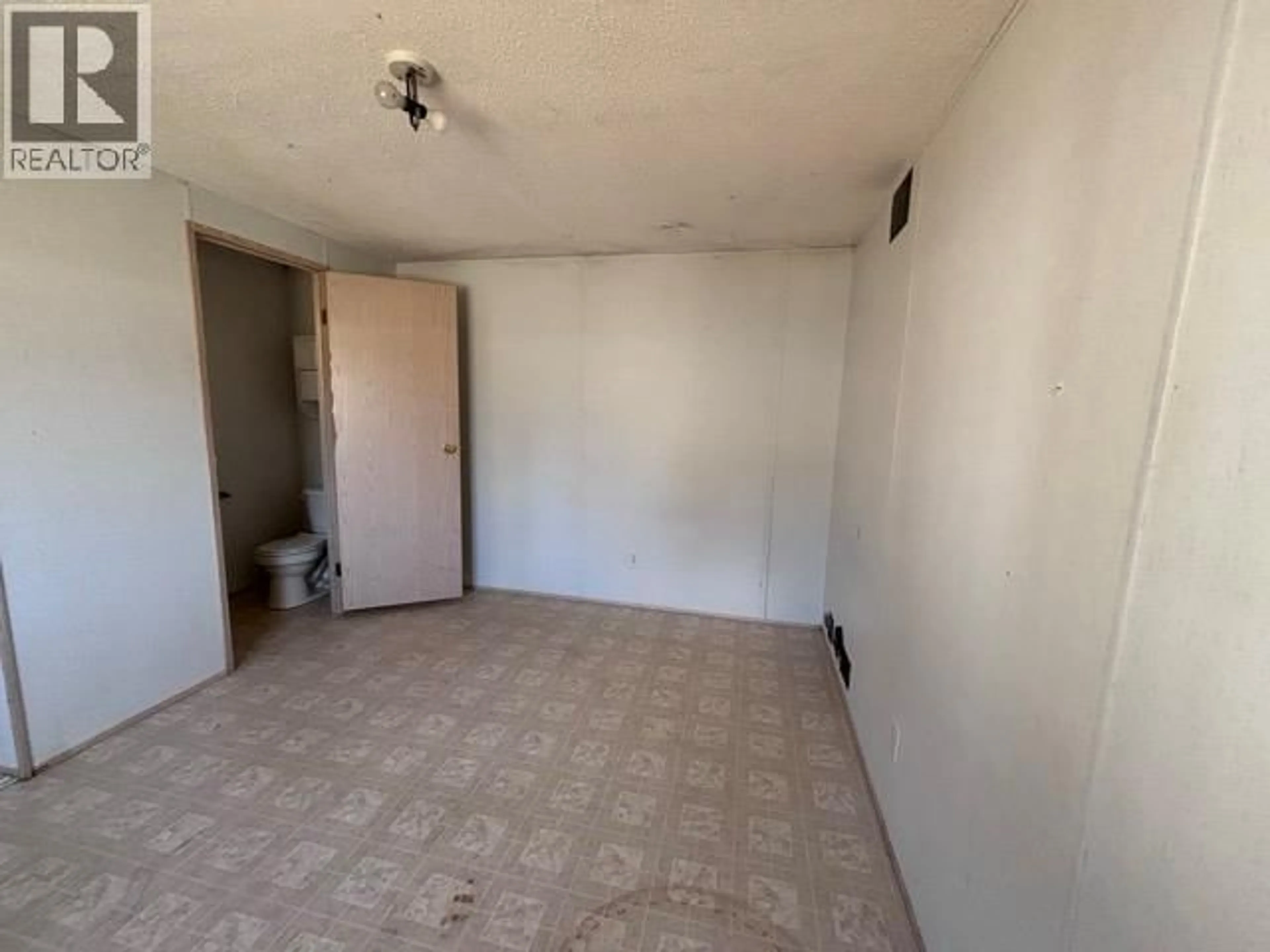 A pic of a room for 11 - 1620 CARIBOO HIGHWAY, Clinton British Columbia V0K1K0