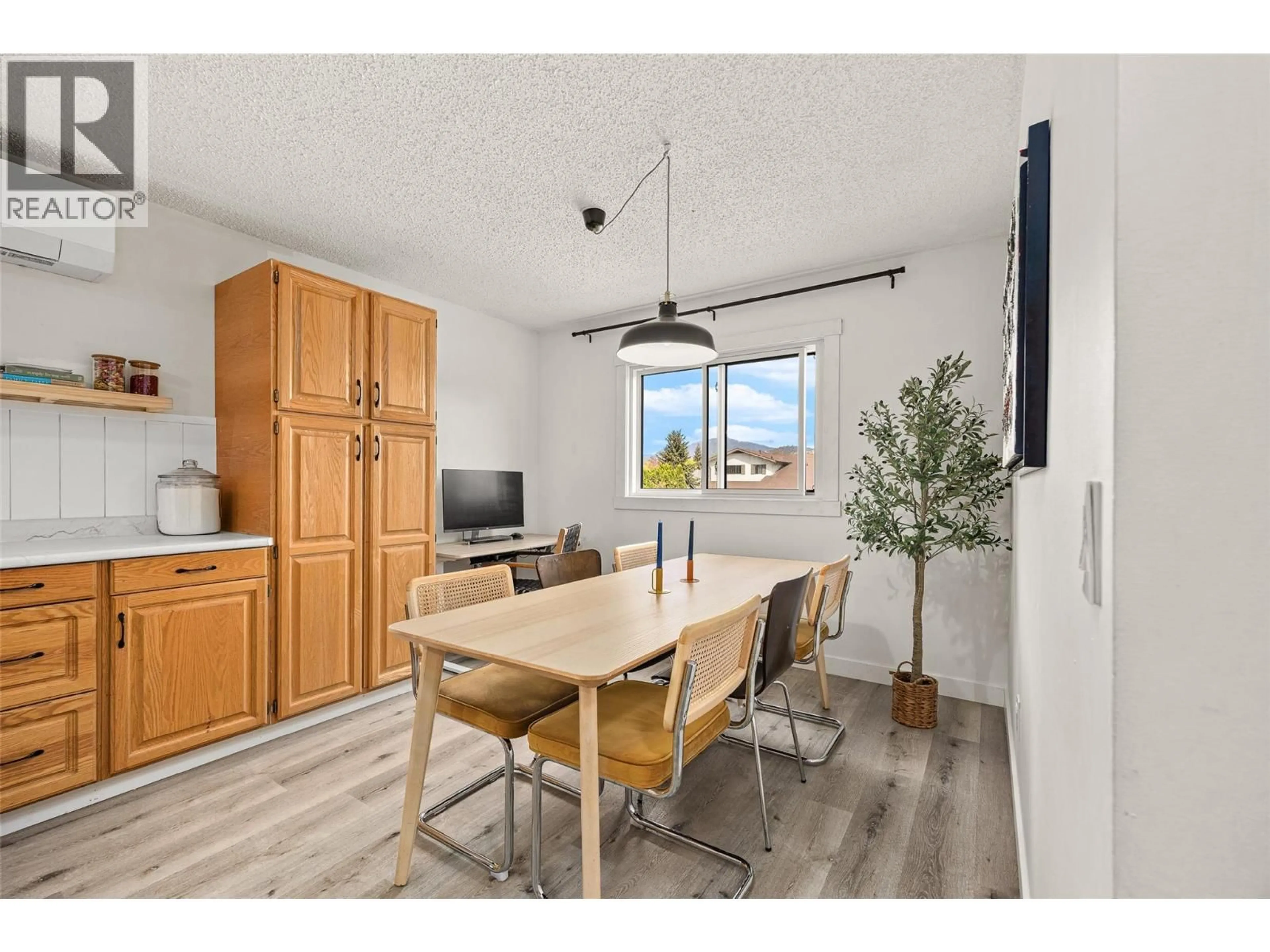 Unknown for 1441 INKAR ROAD, Kelowna British Columbia V1Y8J1