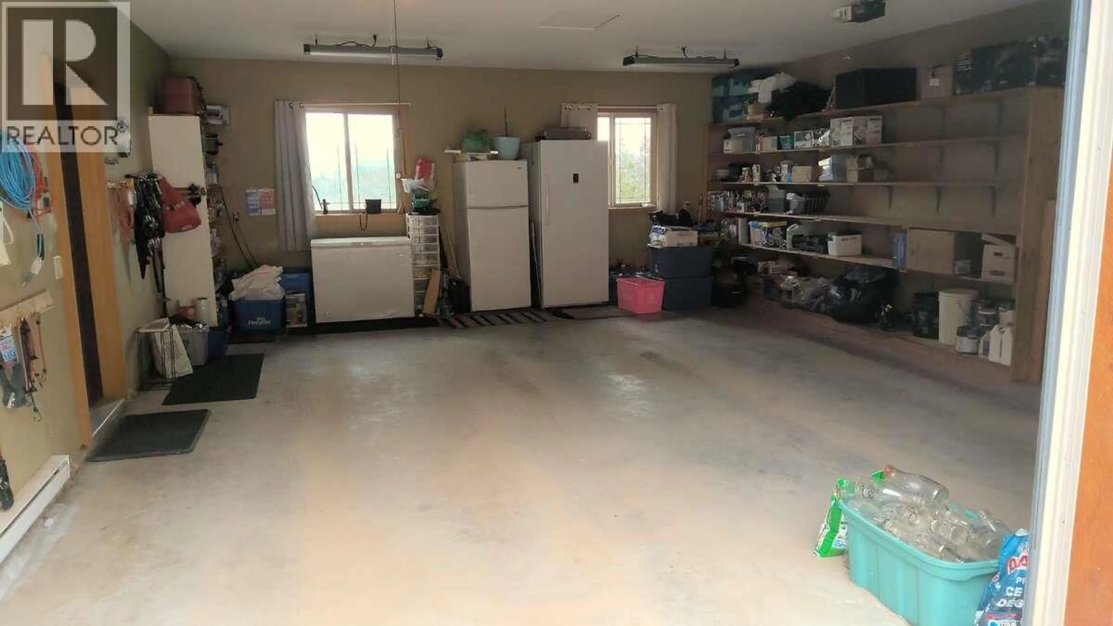 Indoor garage for 7080 SUN VALLEY ROAD, Kelowna British Columbia V1P1H4