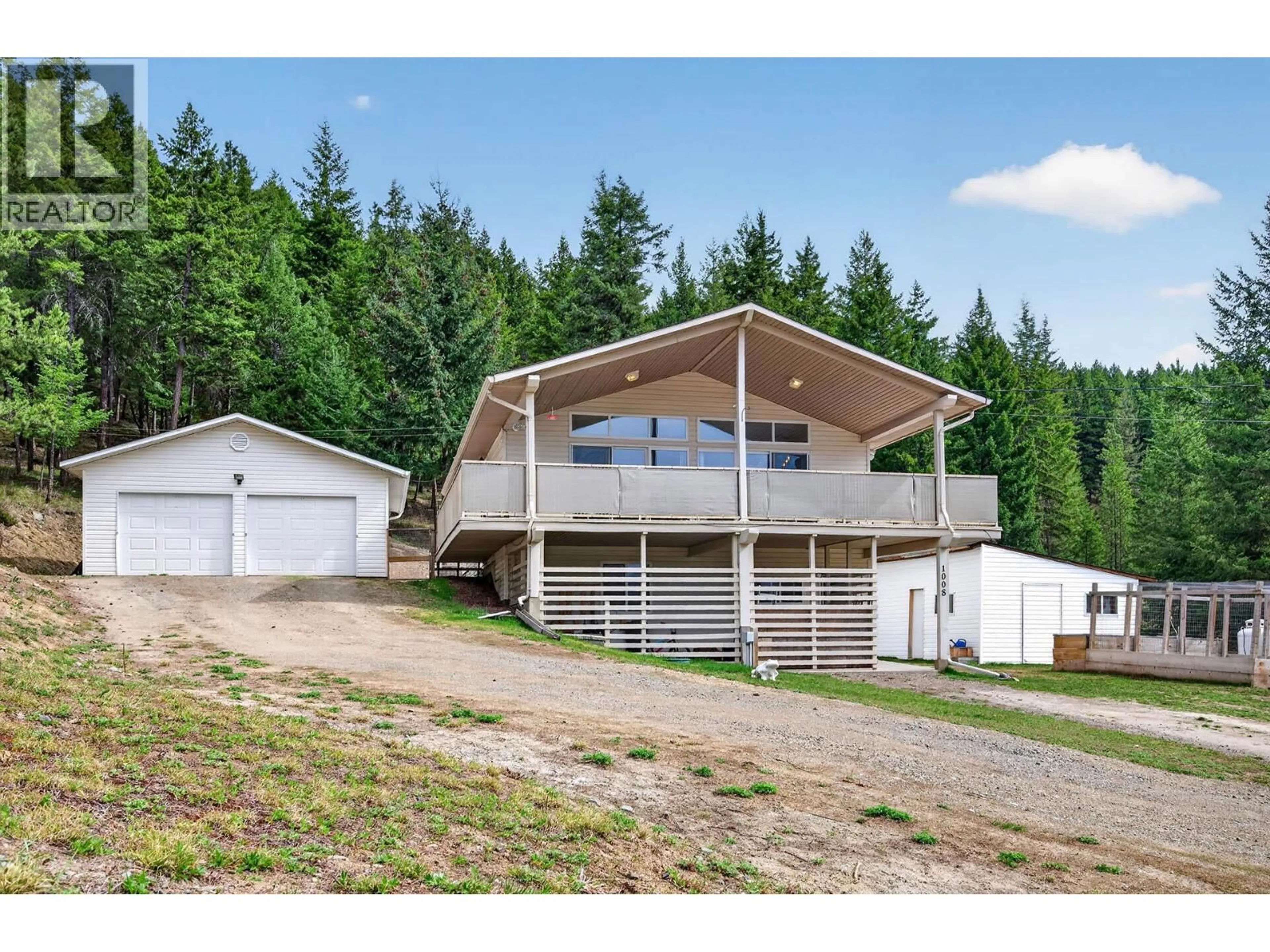 Home with vinyl exterior material, unknown for 1008 VISTA POINT ROAD, Barriere British Columbia V0E1E1