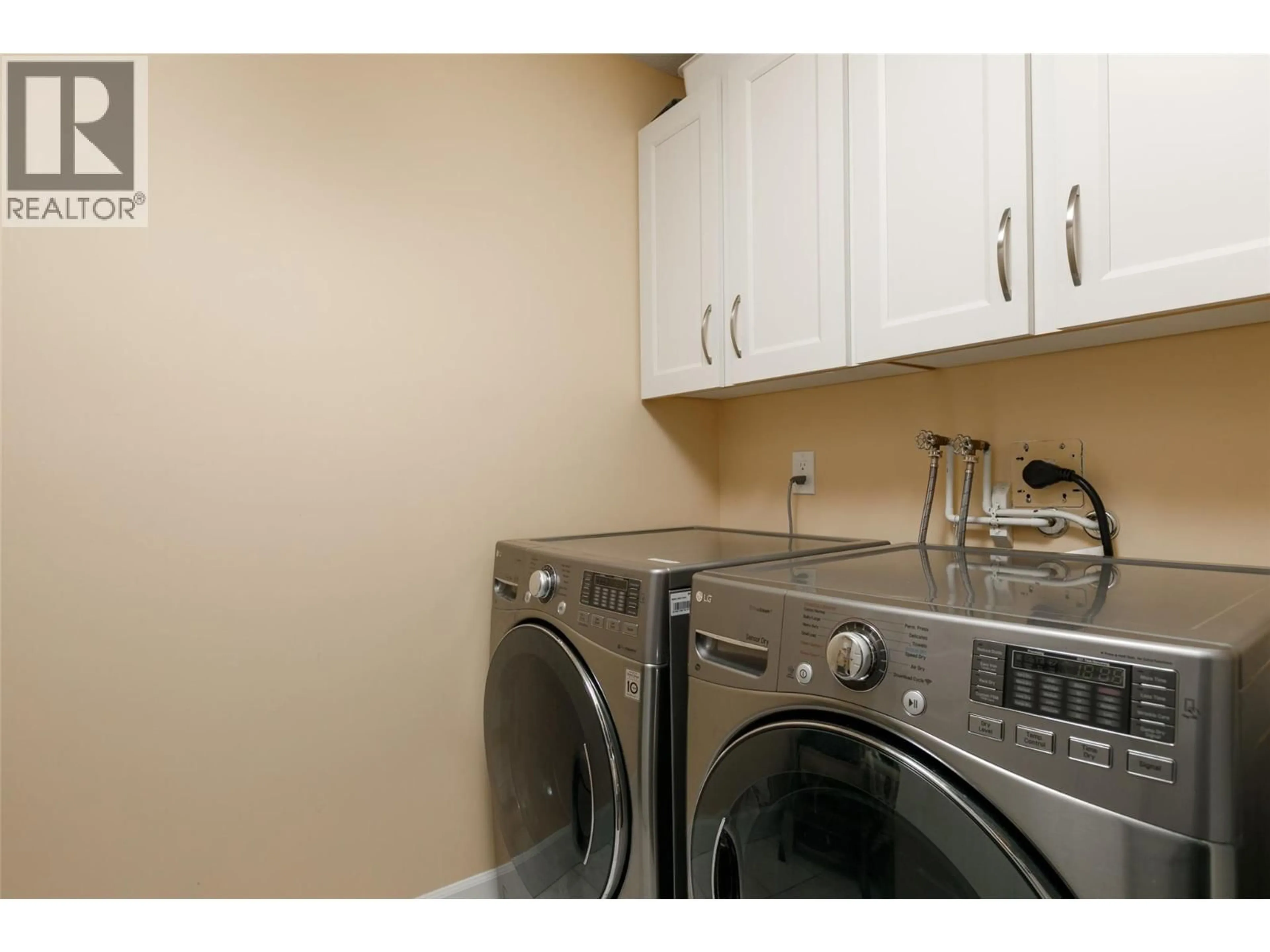 Laundry room for 202 - 1055 LAWRENCE AVENUE, Kelowna British Columbia V1Y6M3