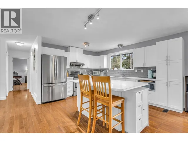 3281 MCIVER ROAD, West Kelowna 4