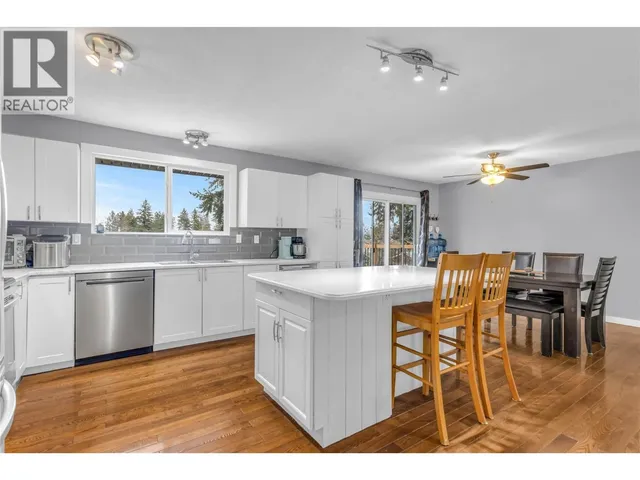 3281 MCIVER ROAD, West Kelowna 5