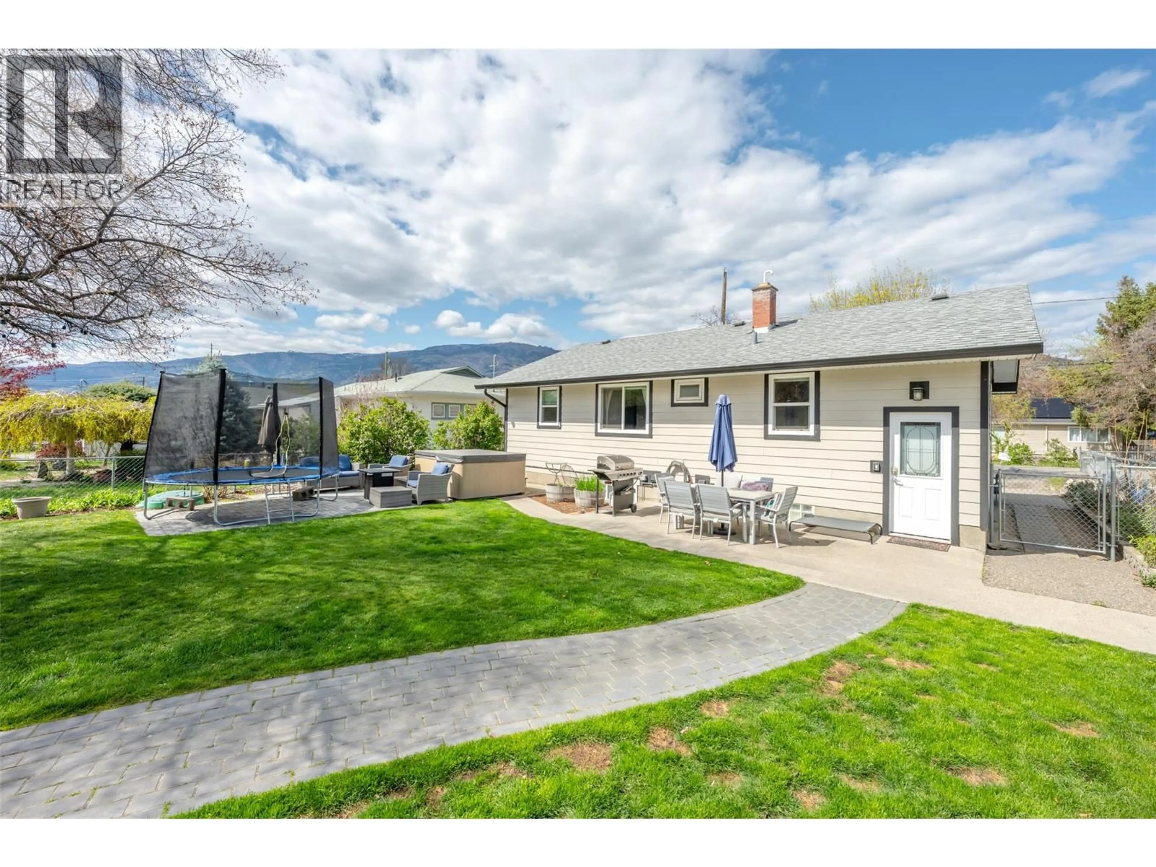 Unknown for 6437 BADGER STREET, Oliver British Columbia V0H1T3