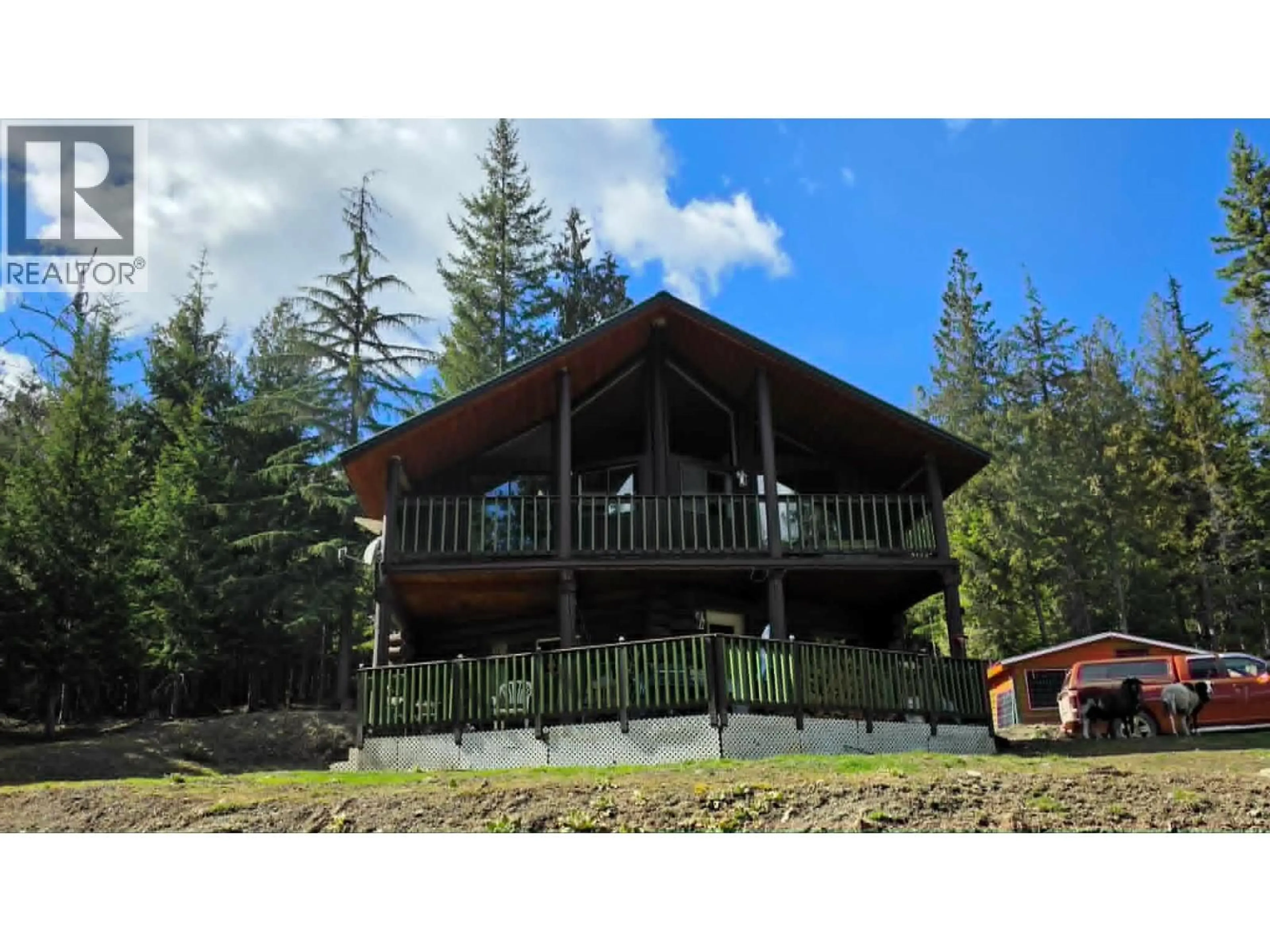 A pic from outside/outdoor area/front of a property/back of a property/a pic from drone, unknown for 829 BOBBIE BURNS ROAD, Lumby British Columbia V0E2G4