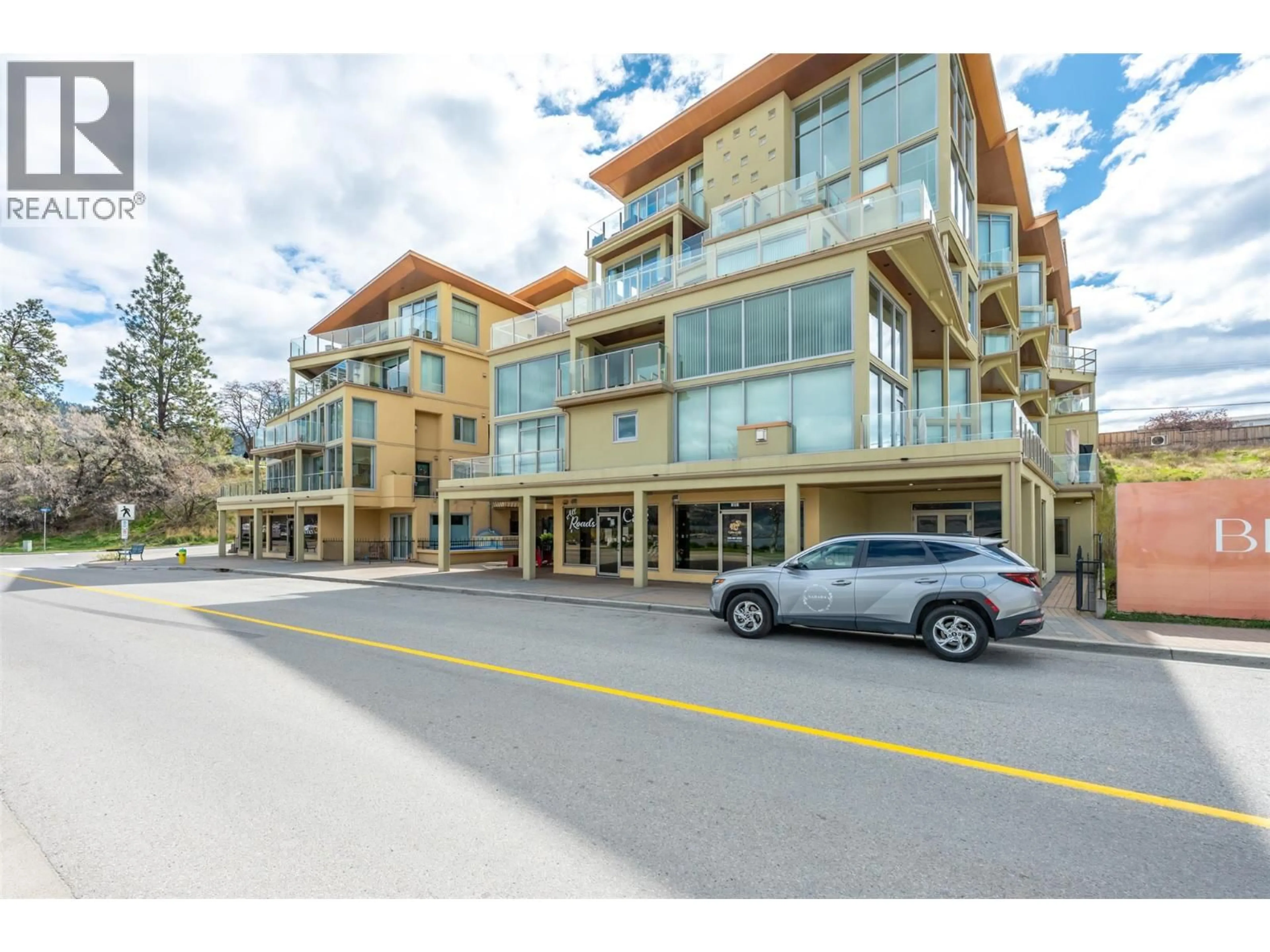 Unknown for 101 - 250 MARINA WAY, Penticton British Columbia V2A1H4