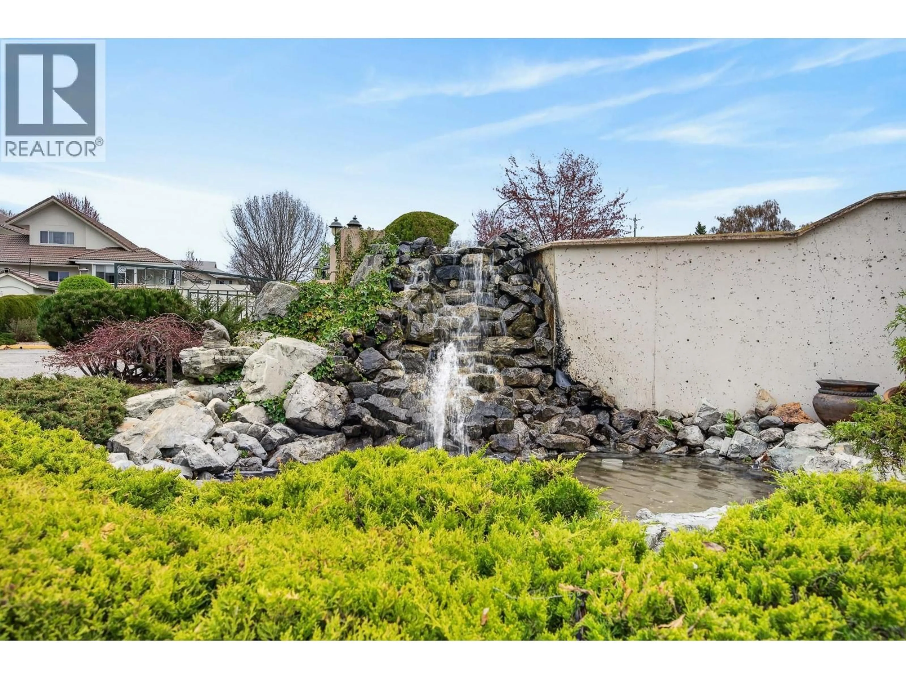 Patio, water/lake/river/ocean view for 105 - 2300 BENVOULIN ROAD, Kelowna British Columbia V1W2C6