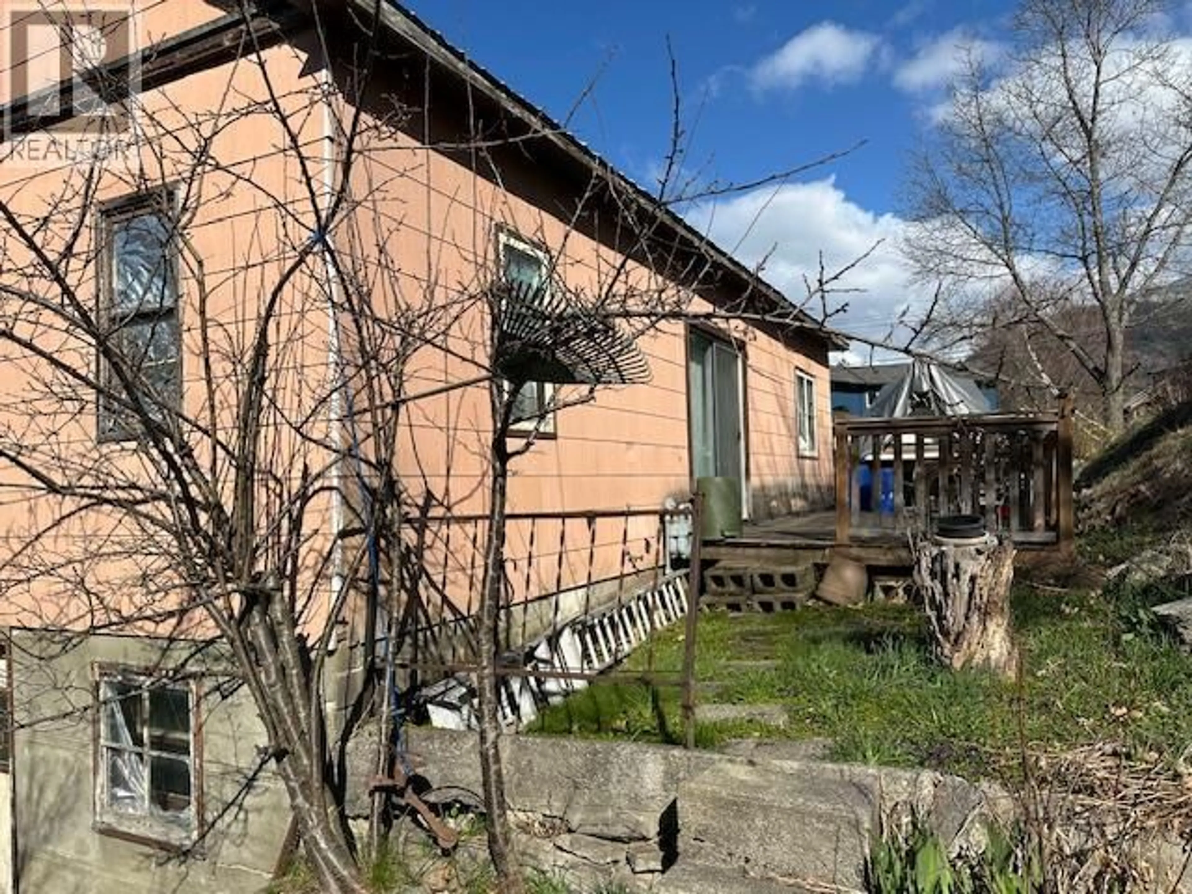 Unknown for 108 RICHARDS STREET, Nelson British Columbia V1L5J5