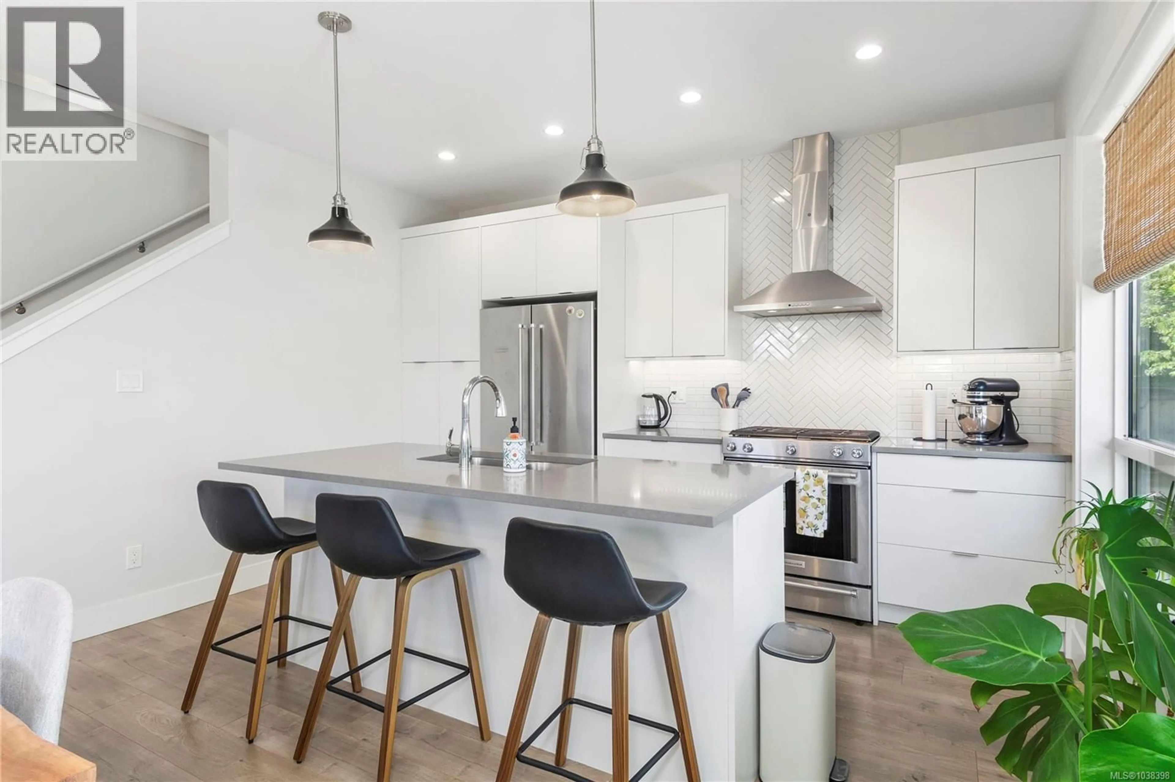 Open concept kitchen, unknown for 96 - 2607 KENDAL AVENUE, Cumberland British Columbia V0S1S0