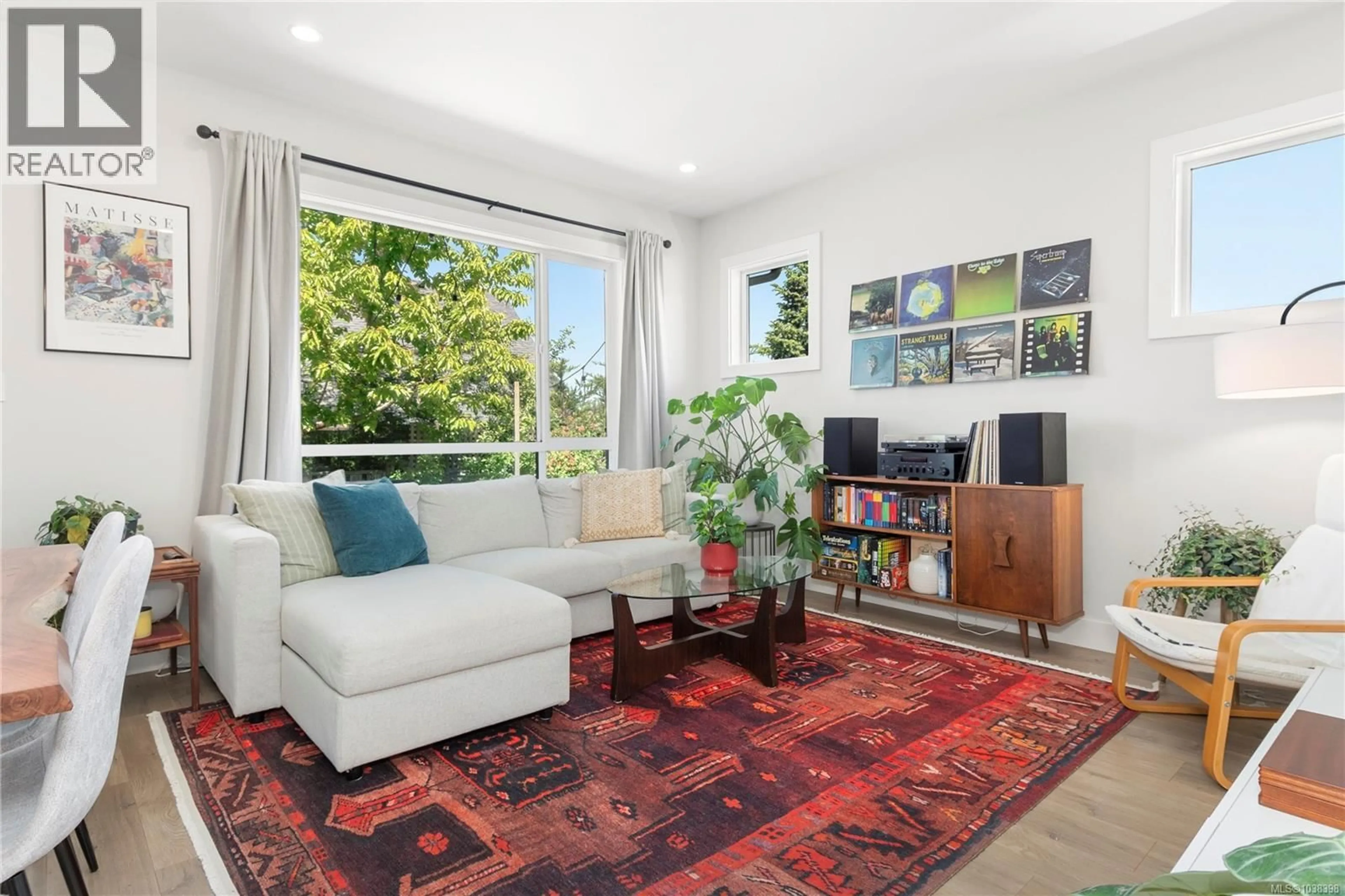 Living room with furniture, unknown for 96 - 2607 KENDAL AVENUE, Cumberland British Columbia V0S1S0