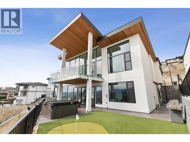 1505 FAIRWOOD LANE, Kelowna 2