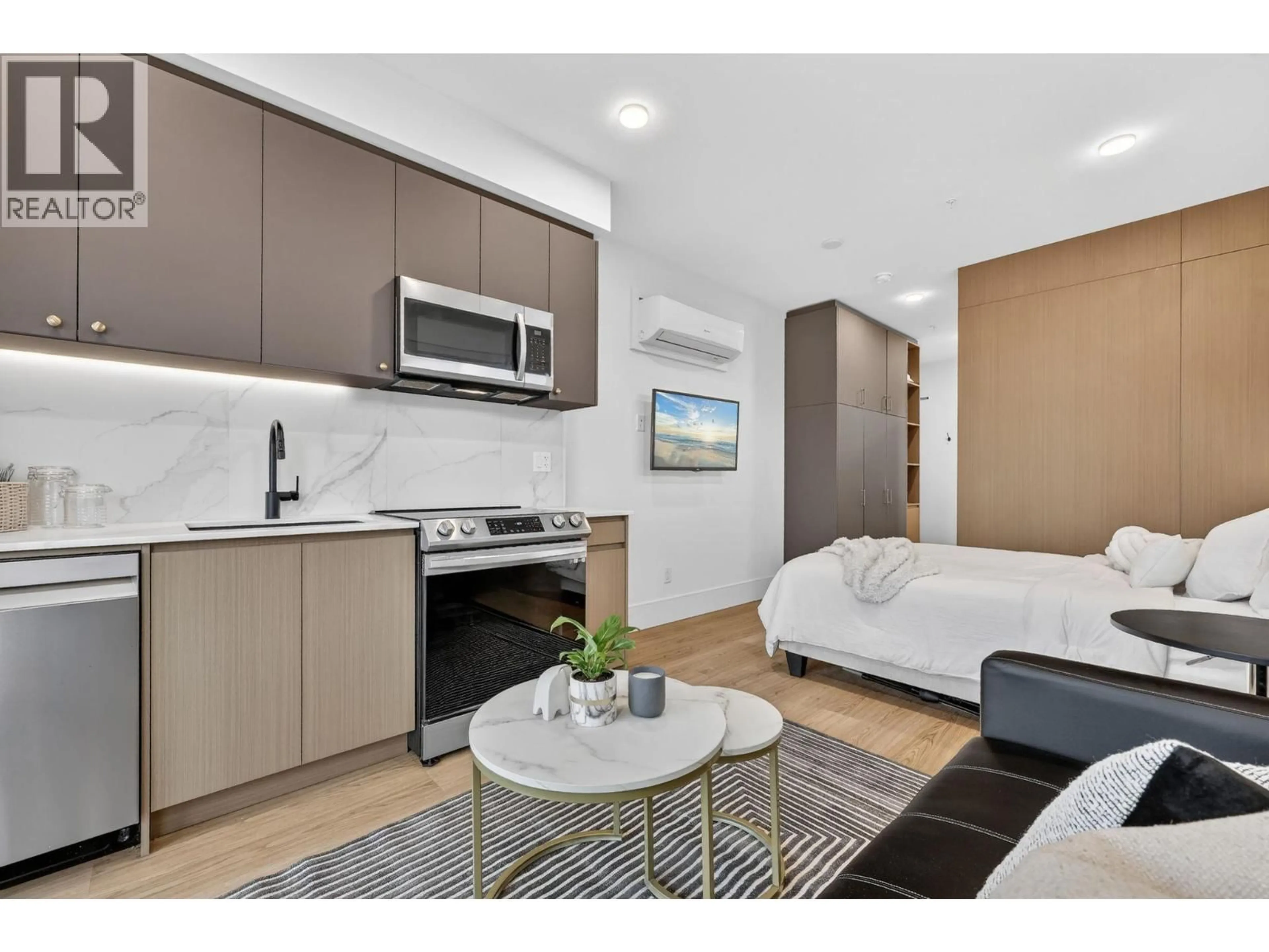 A pic of a room for 418 - 720 KLO ROAD, Kelowna British Columbia V1Y4X5