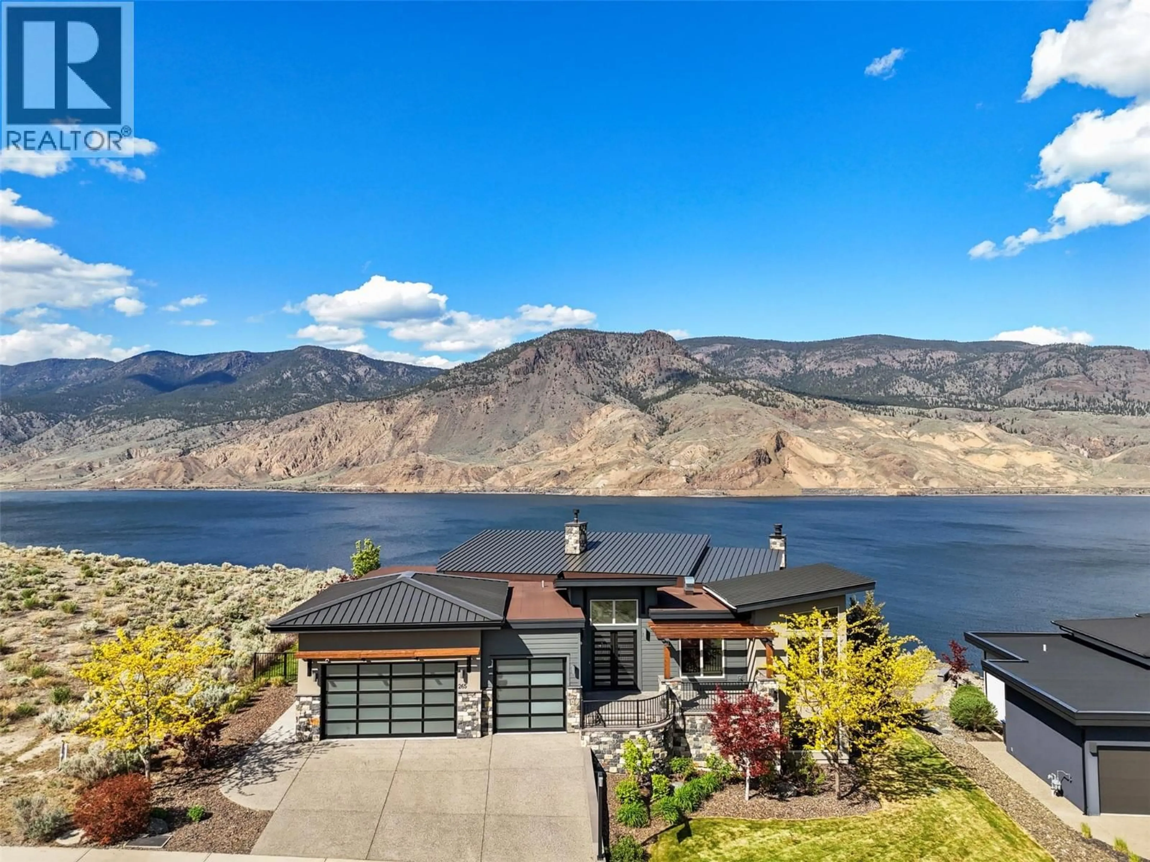 A pic from outside/outdoor area/front of a property/back of a property/a pic from drone, water/lake/river/ocean view for 265 HOLLOWAY DRIVE, Kamloops British Columbia V1S0B3