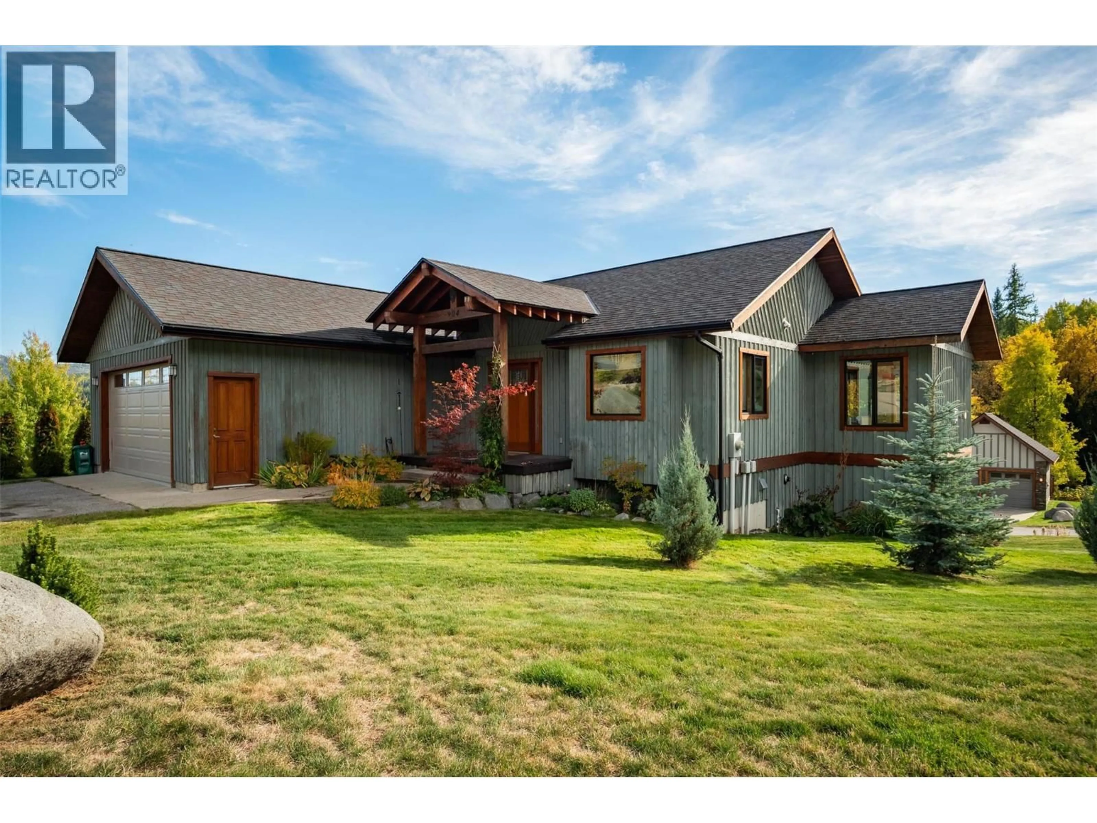 Unknown for 904 REDSTONE DRIVE, Rossland British Columbia V0G1Y0