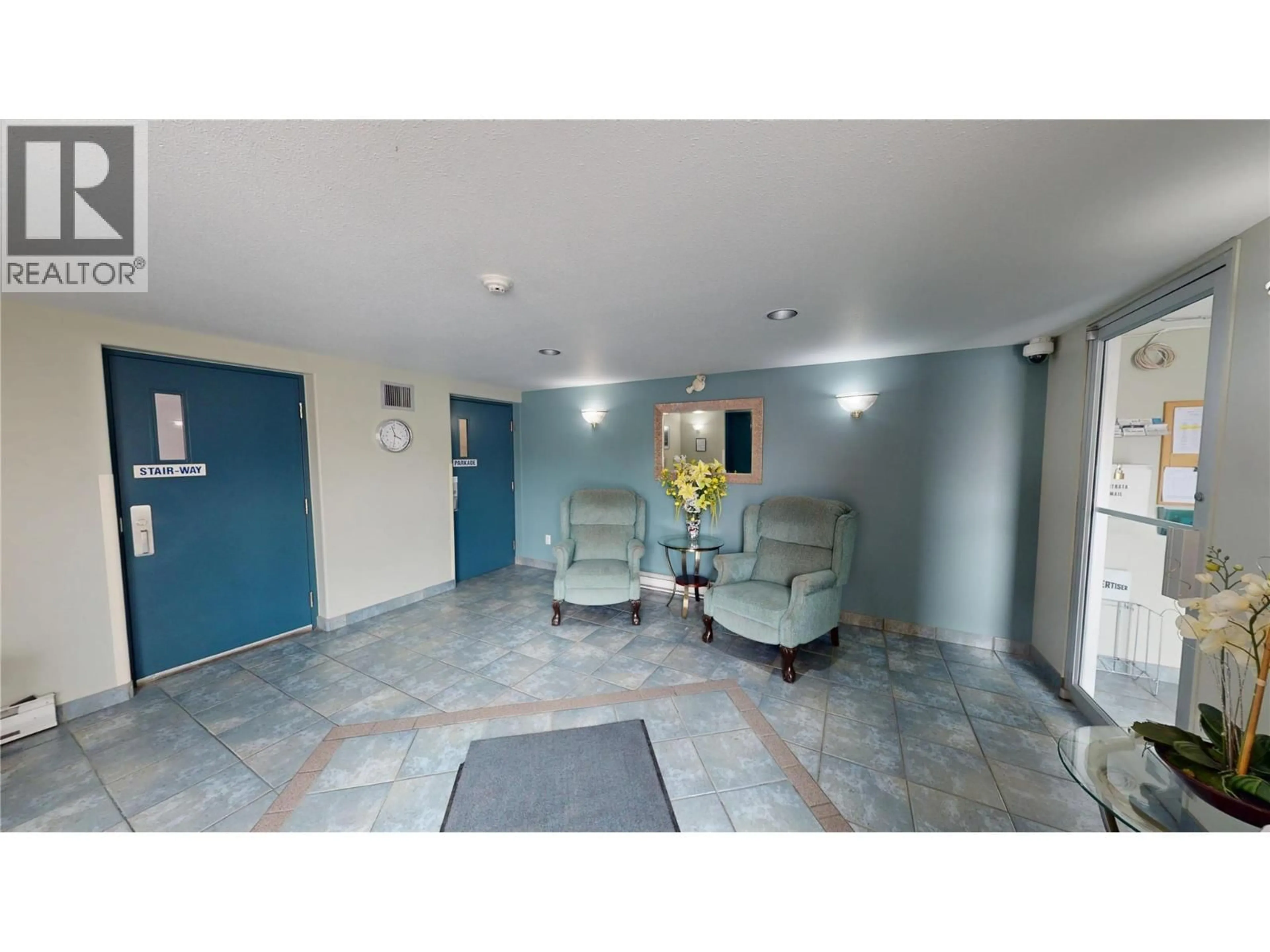 Unknown for 102 - 1700 2ND STREET NORTH, Cranbrook British Columbia V1C6M8