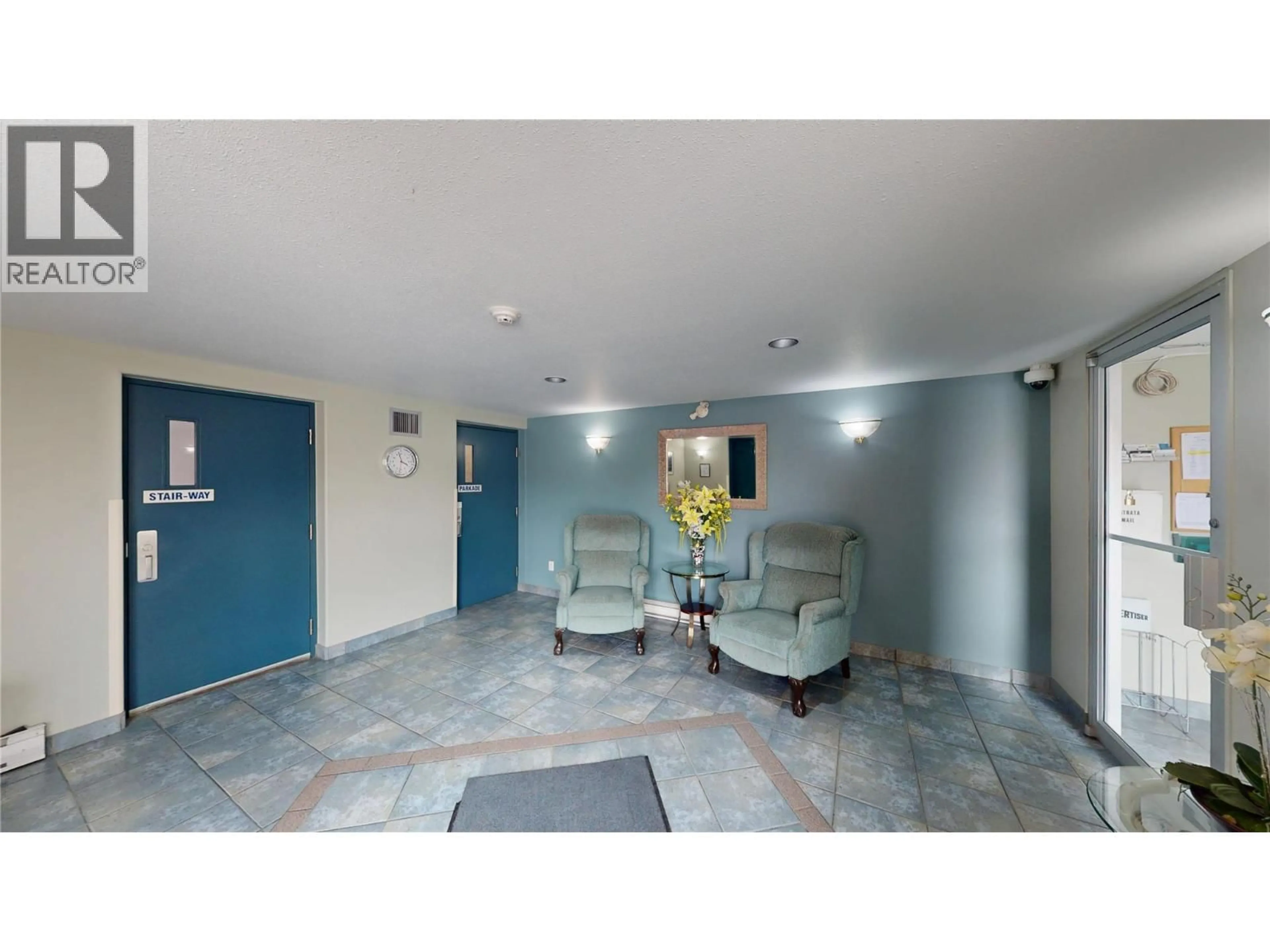 Unknown for 102 - 1700 2ND STREET NORTH, Cranbrook British Columbia V1C6M8