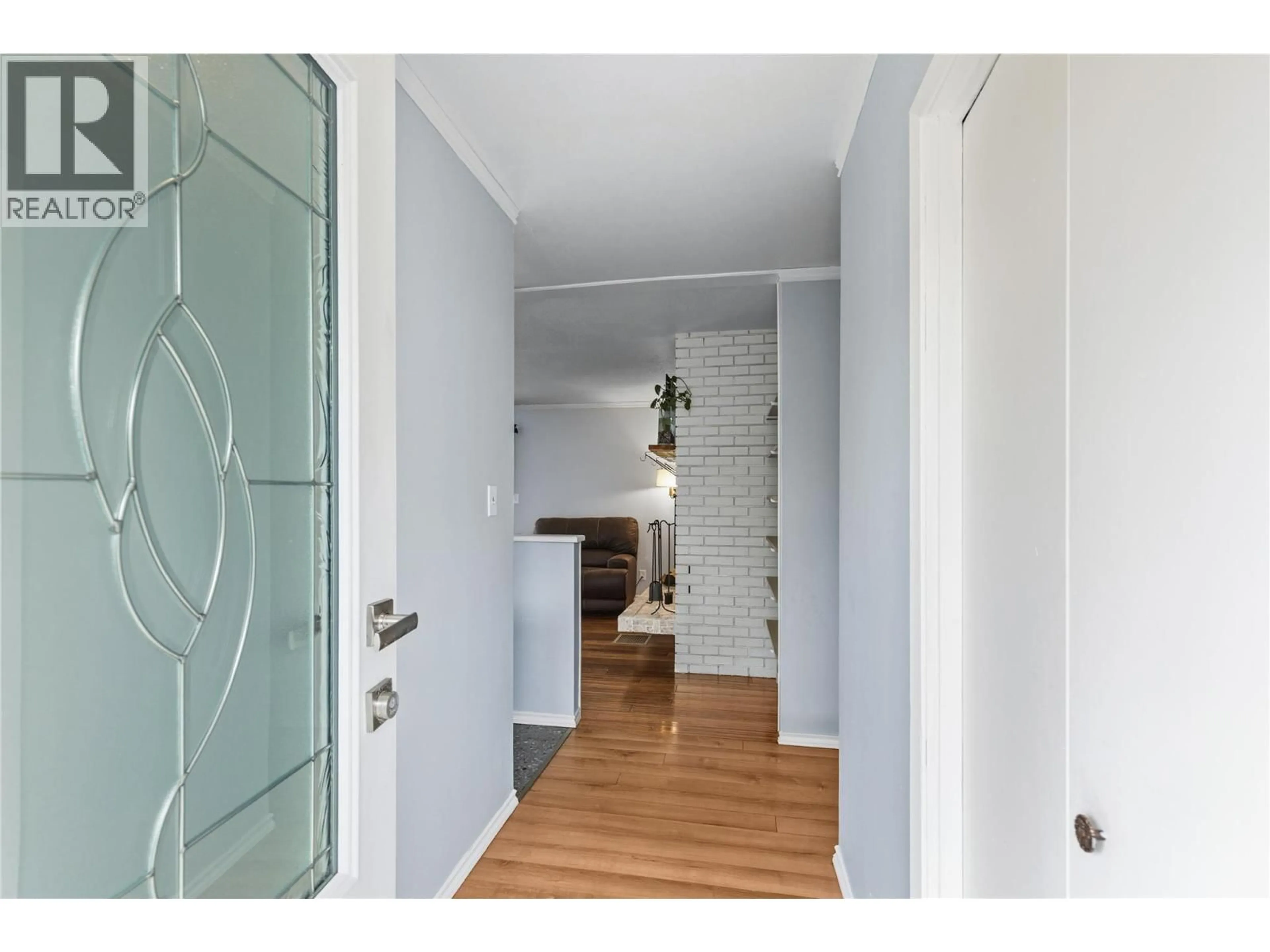 Indoor entryway for 3503 20 AVENUE, Vernon British Columbia V1T1E9