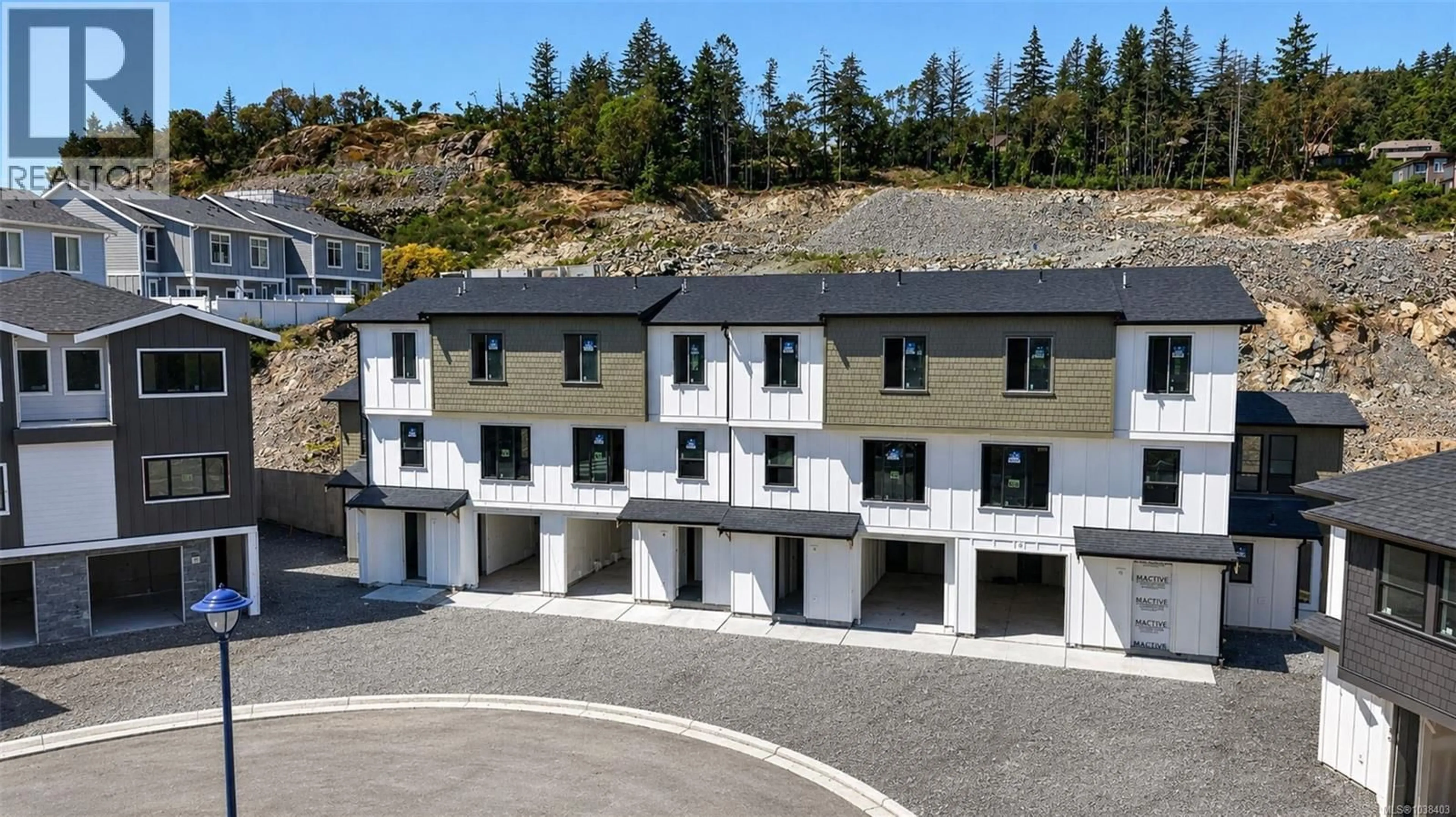 A pic from outside/outdoor area/front of a property/back of a property/a pic from drone, unknown for 838 BLACKBIRD PLACE, Langford British Columbia V9B6H4