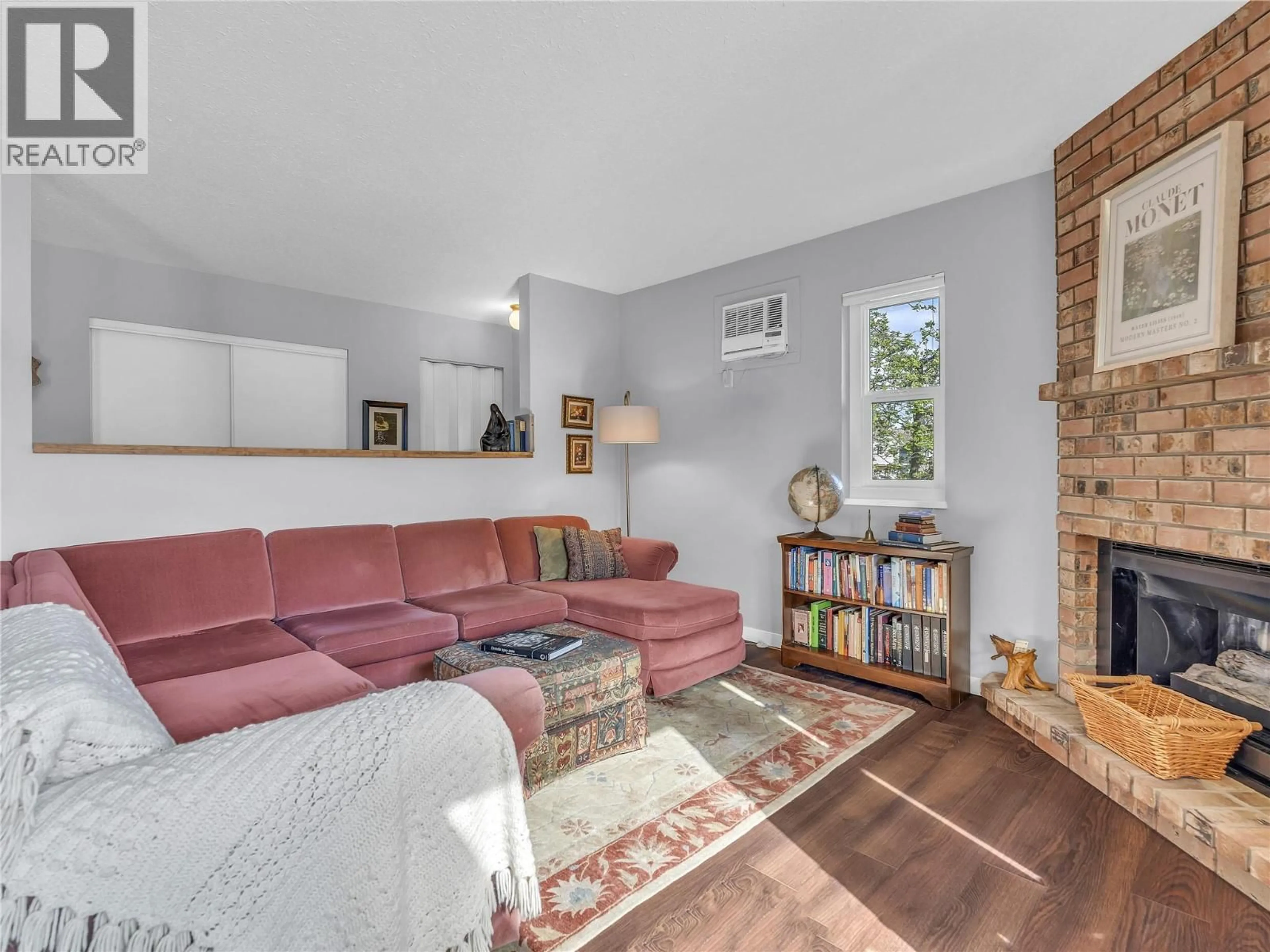 Living room with furniture, unknown for 19 - 13620 VICTORIA ROAD, Summerland British Columbia V0H1Z5