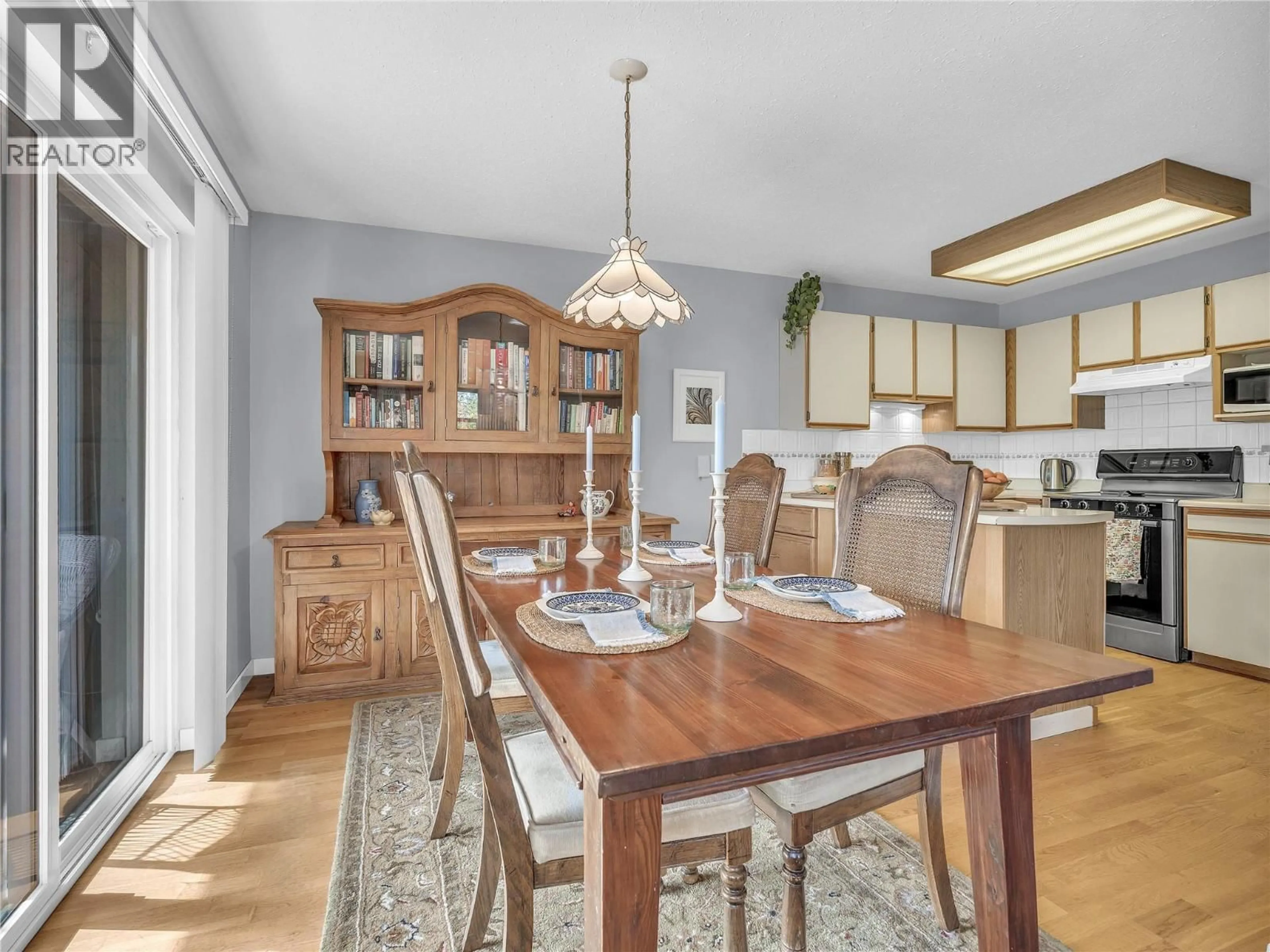 Dining room, wood/laminate floor for 19 - 13620 VICTORIA ROAD, Summerland British Columbia V0H1Z5