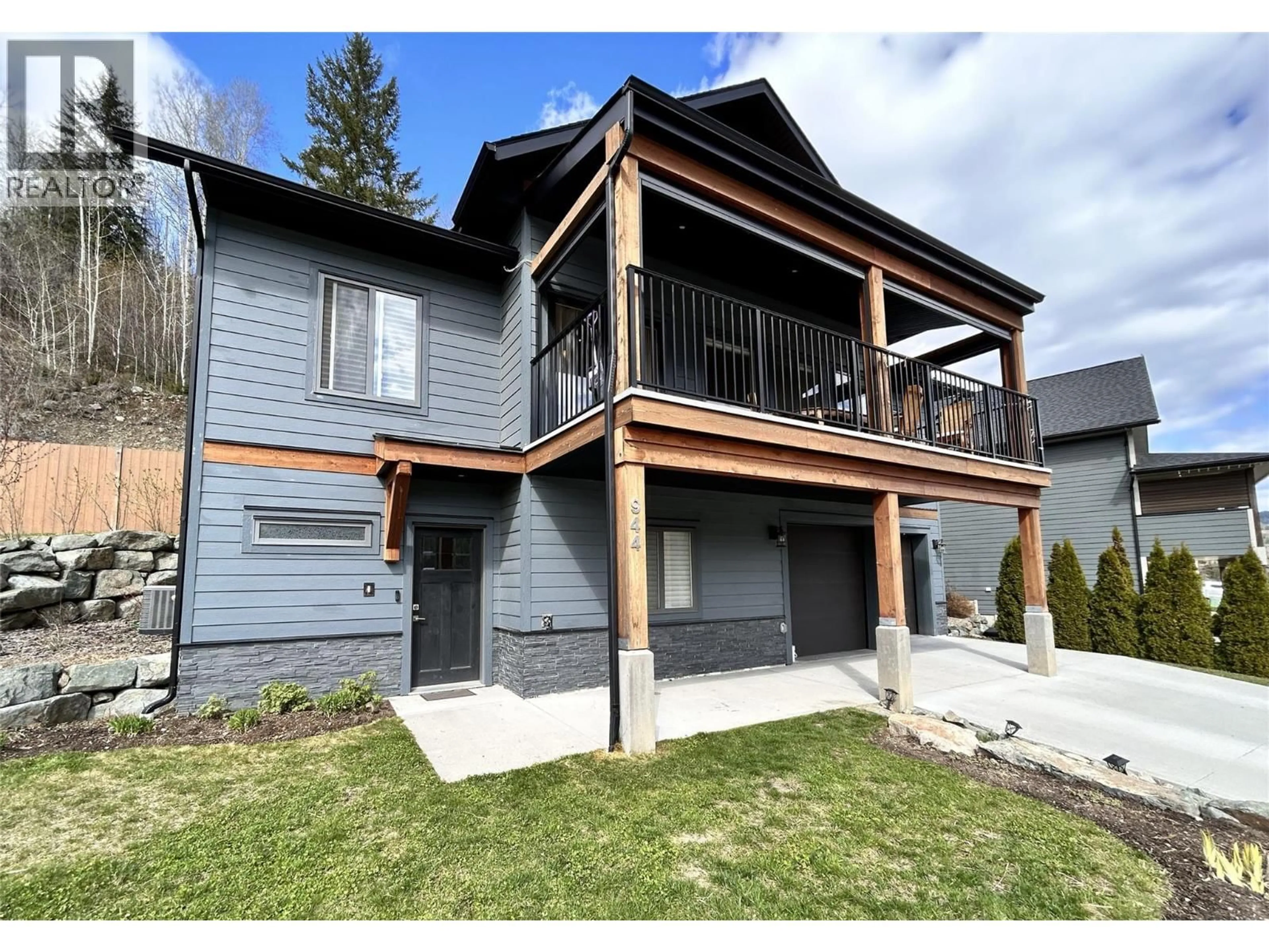 Unknown for 944 REDSTONE DRIVE, Rossland British Columbia V0G1Y0