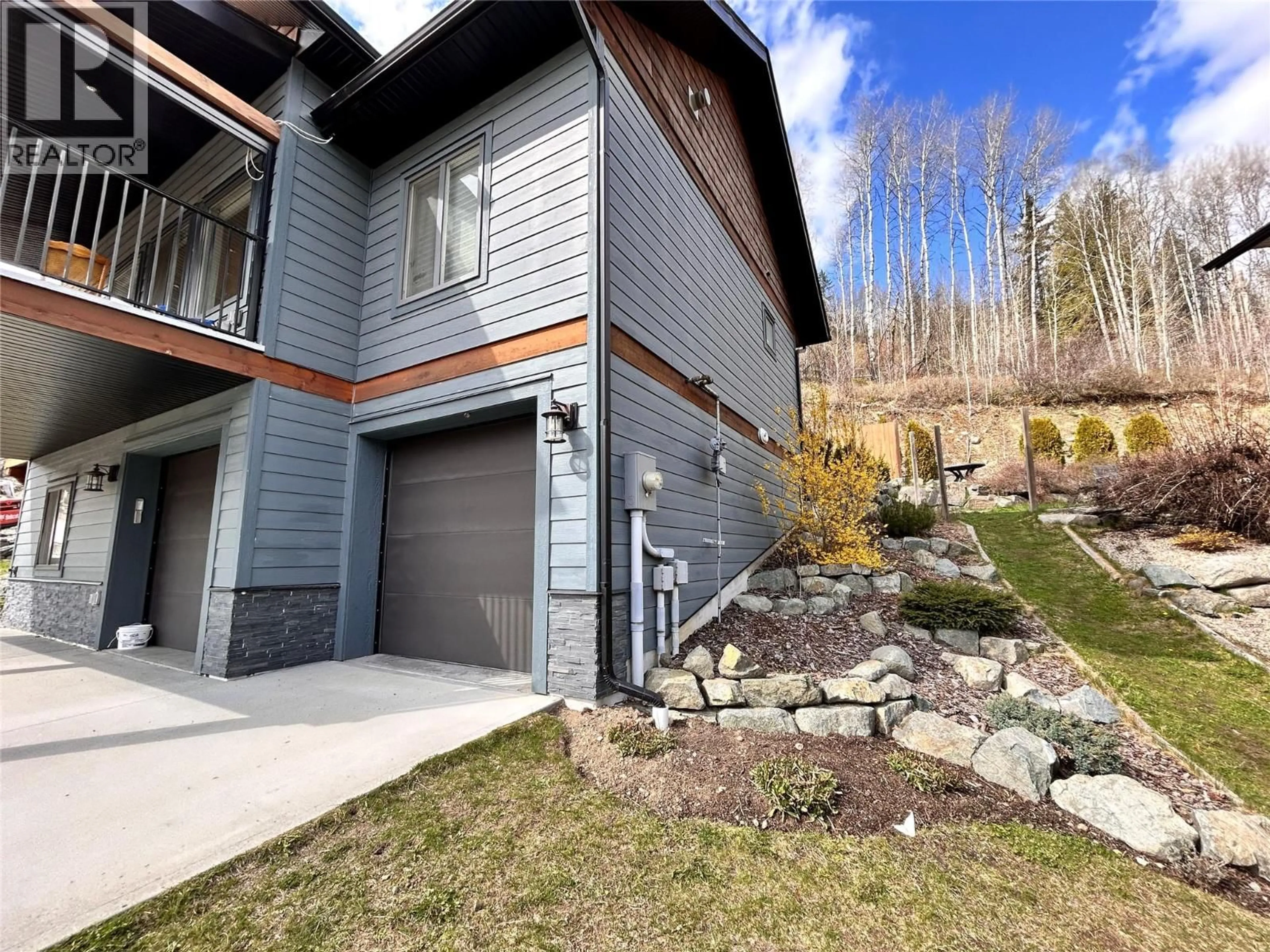 Unknown for 944 REDSTONE DRIVE, Rossland British Columbia V0G1Y0