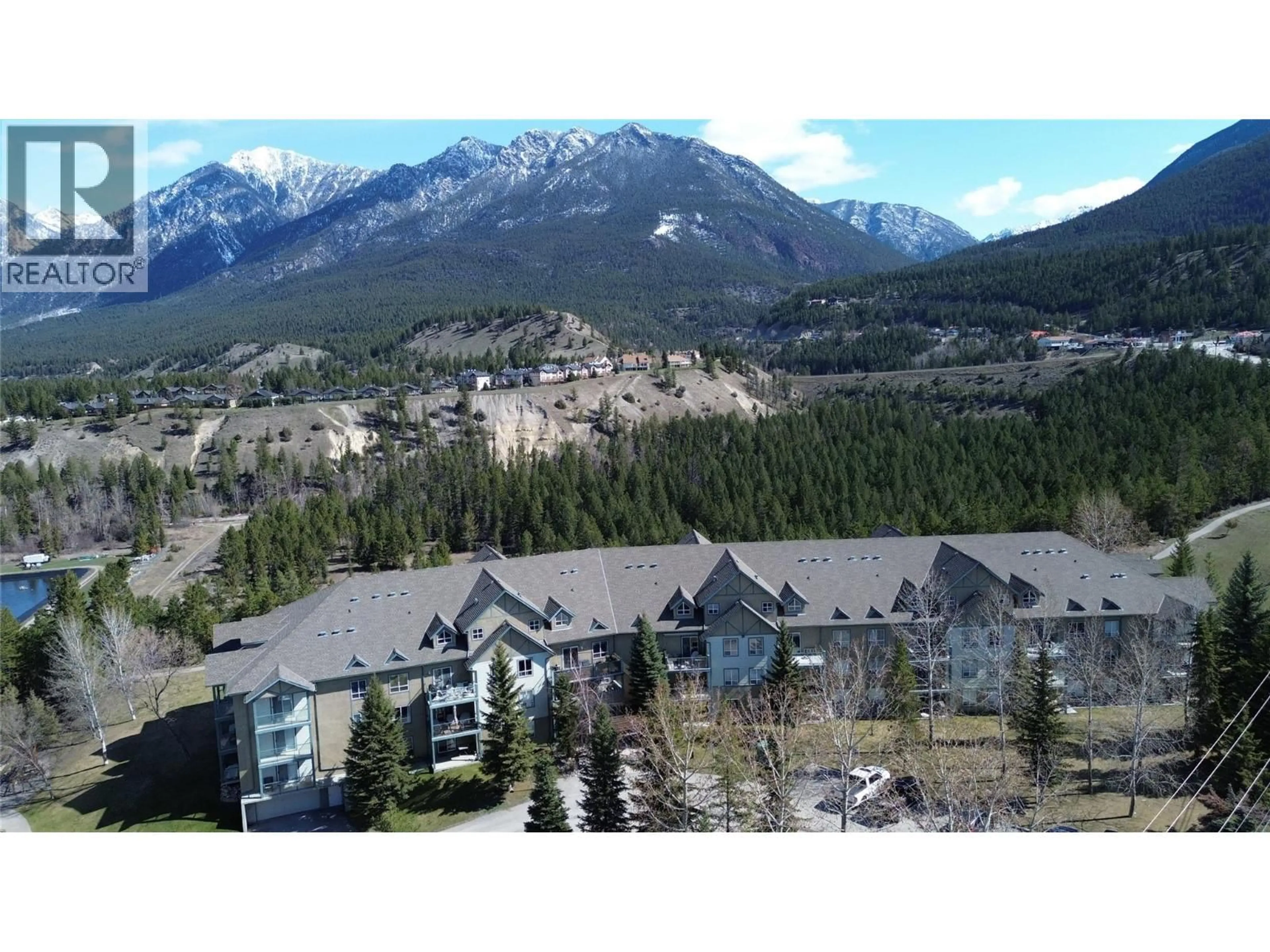 A pic from outside/outdoor area/front of a property/back of a property/a pic from drone, mountain view for 306 - 4769 FORSTERS LANDING ROAD, Radium Hot Springs British Columbia V0A1M0