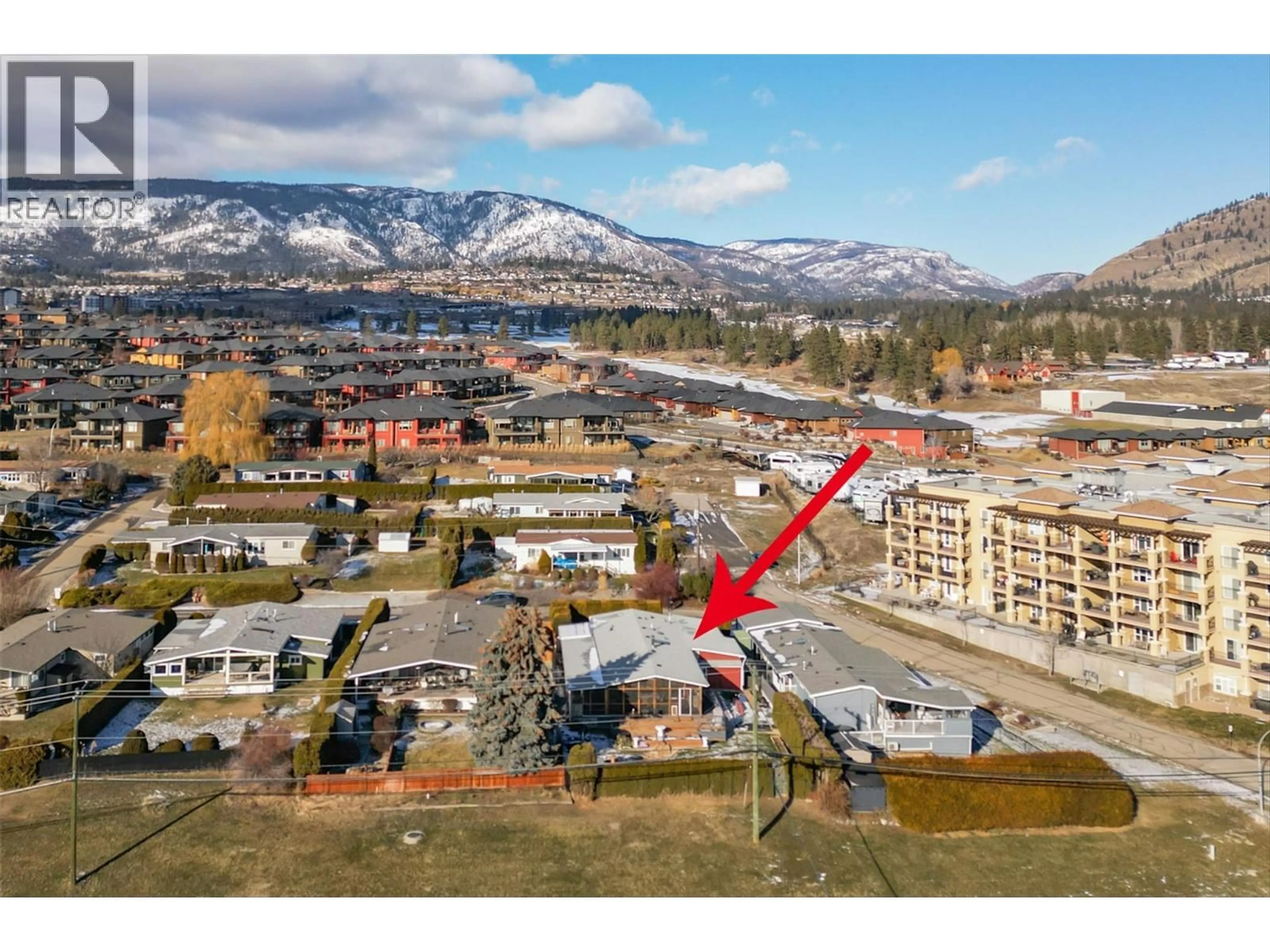 A pic from outside/outdoor area/front of a property/back of a property/a pic from drone, mountain view for 52 - 2098 BOUCHERIE ROAD, West Kelowna British Columbia V4T2A5