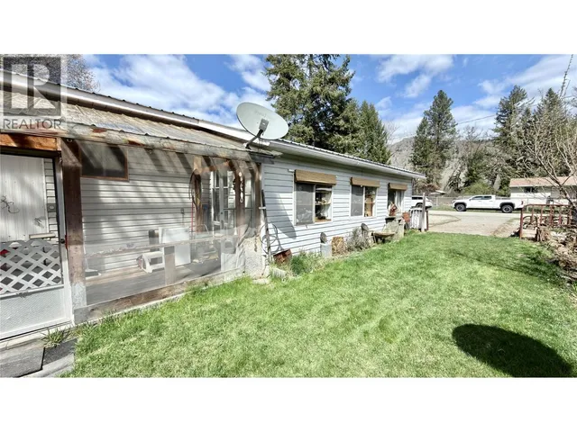 670 CENTRAL AVENUE, Midway 5