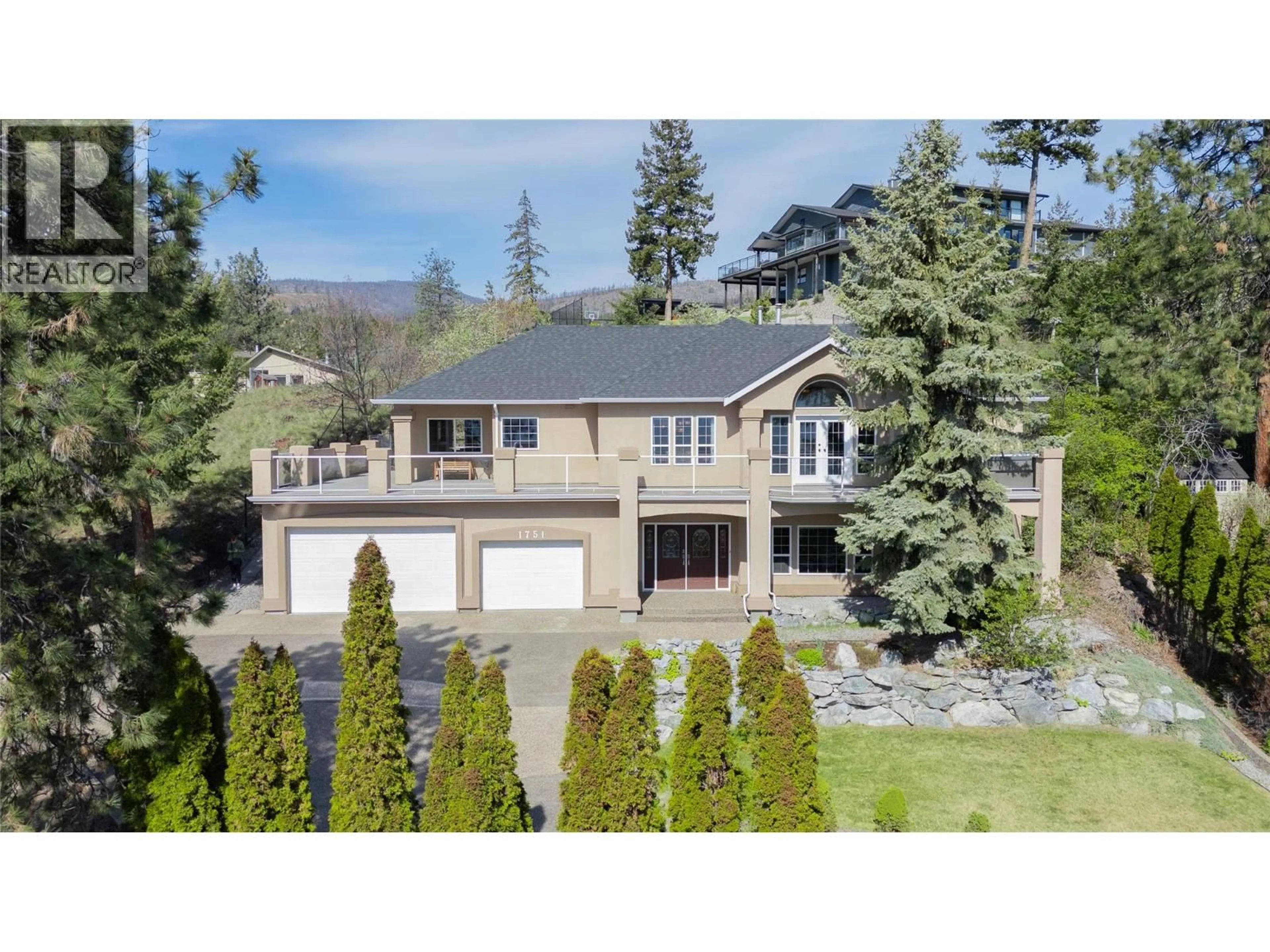 A pic from outside/outdoor area/front of a property/back of a property/a pic from drone, unknown for 1751 KELOKA DRIVE, West Kelowna British Columbia V1Z2Y3