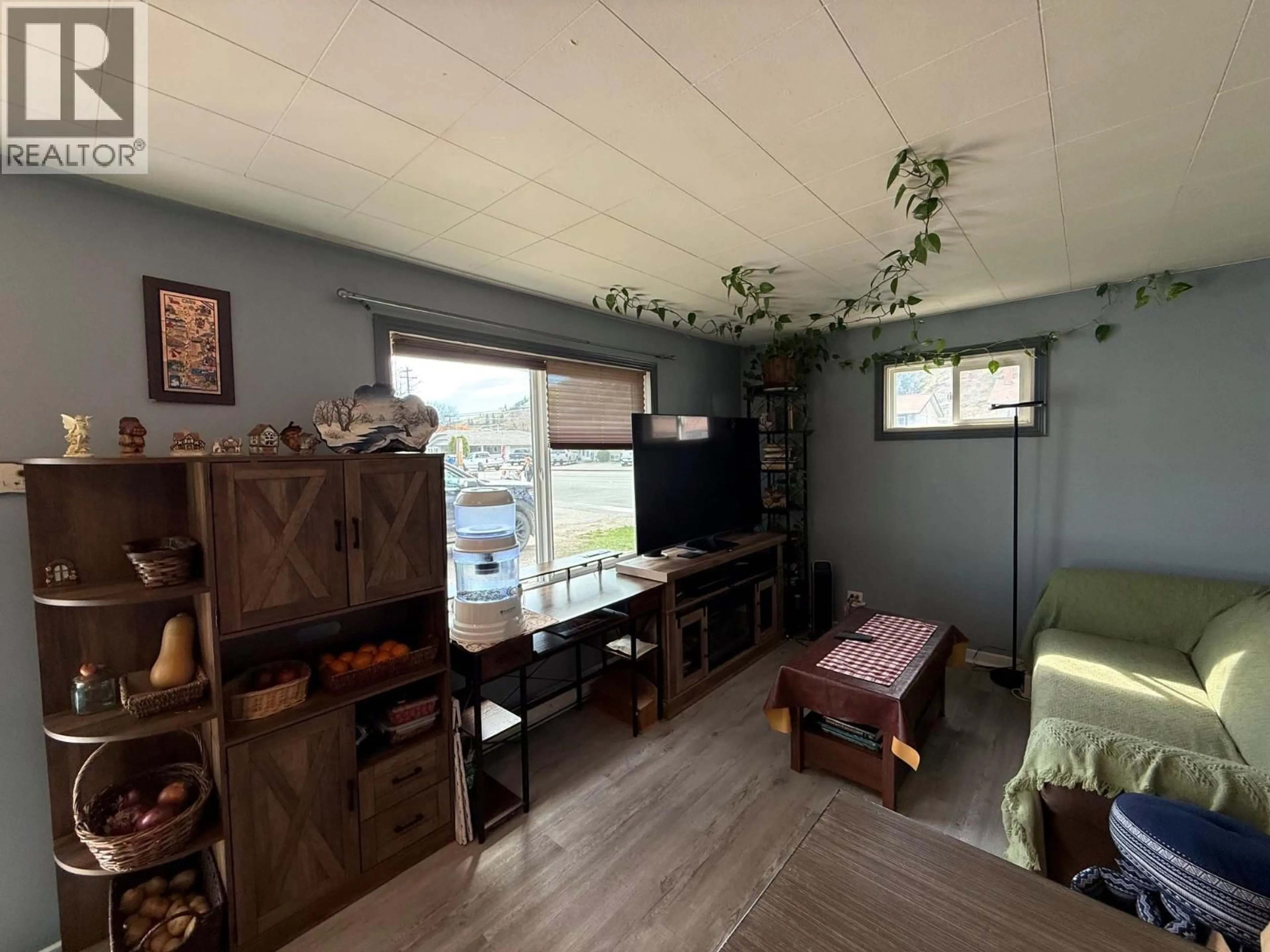 A pic of a room for 13602 SPENCER AVENUE, Summerland British Columbia V0H1Z0