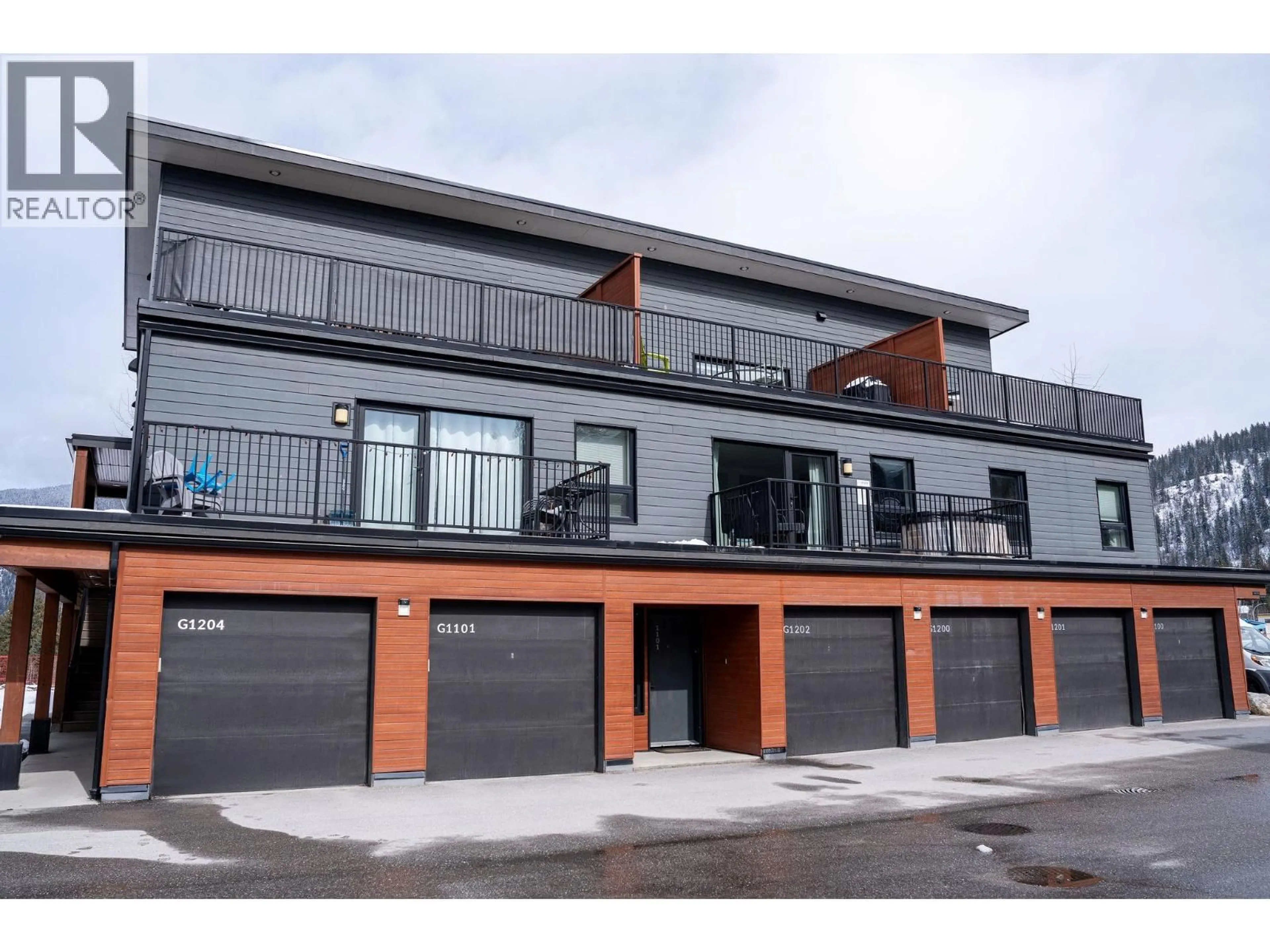 Indoor garage for 1204 - 1901 NELS NELSON CRESCENT, Revelstoke British Columbia V0E2S3