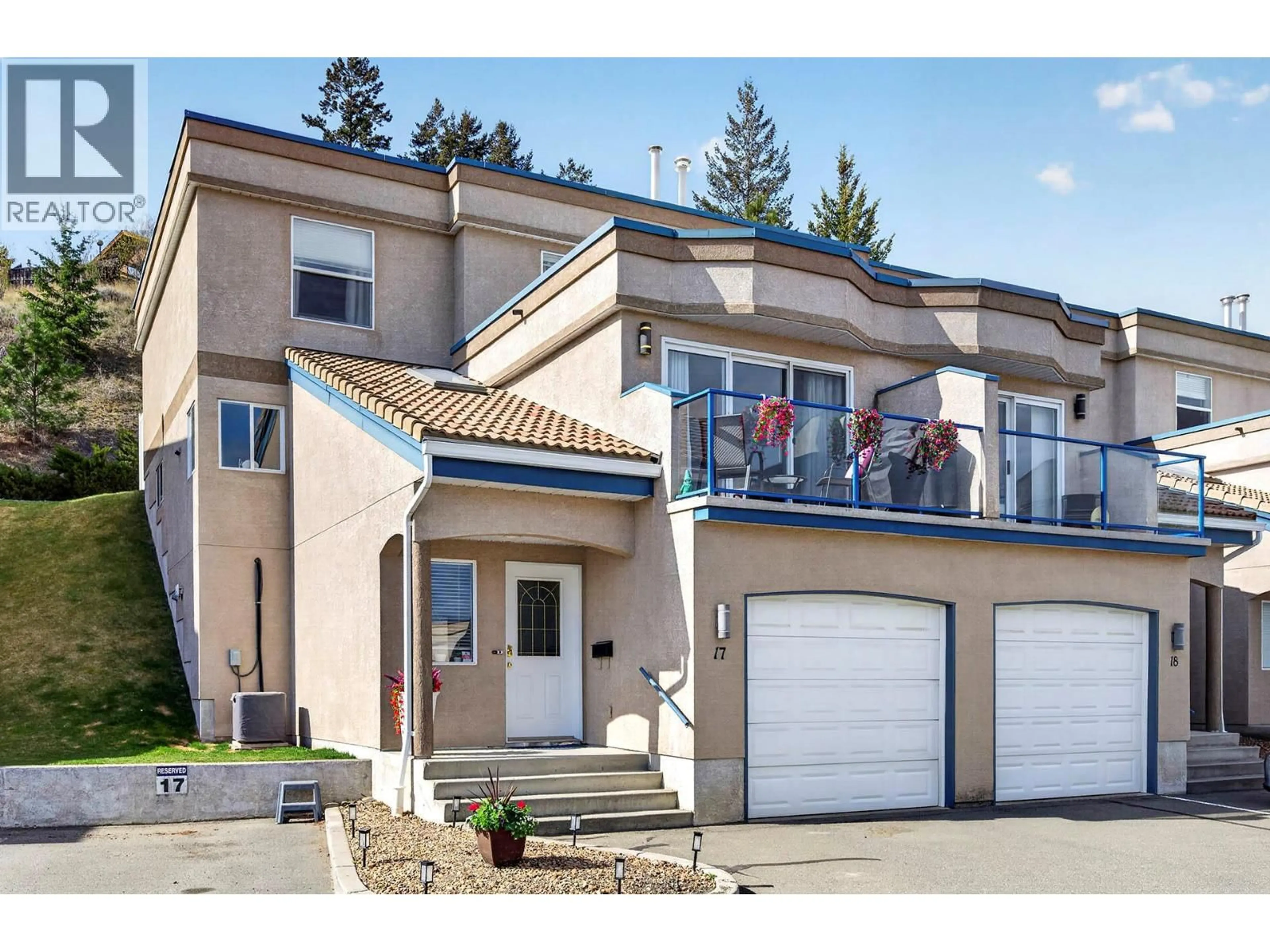 Home with vinyl exterior material, street for 17 - 245 WHISTLER DRIVE, Kamloops British Columbia V2E1W8