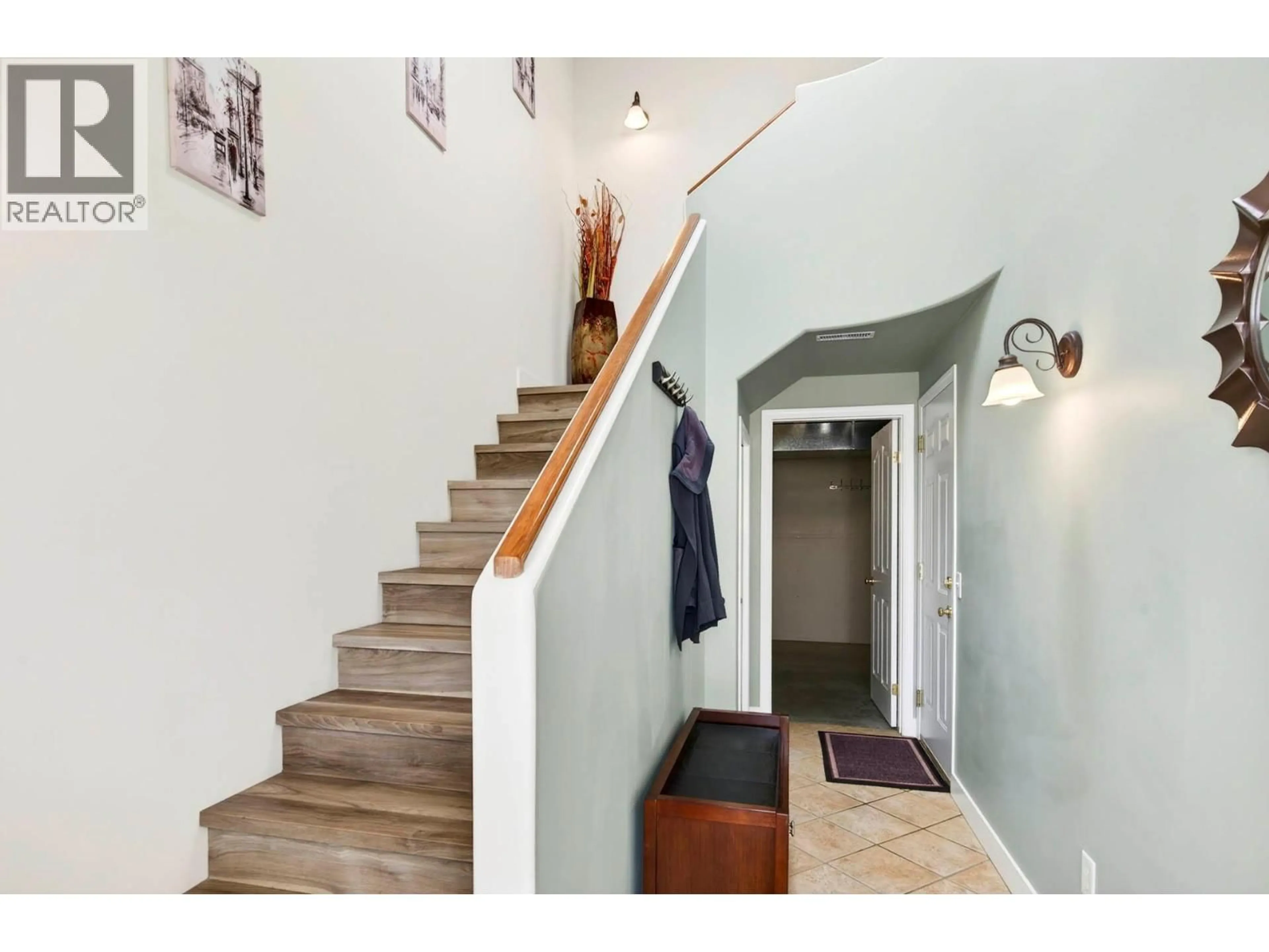 Unknown for 17 - 245 WHISTLER DRIVE, Kamloops British Columbia V2E1W8