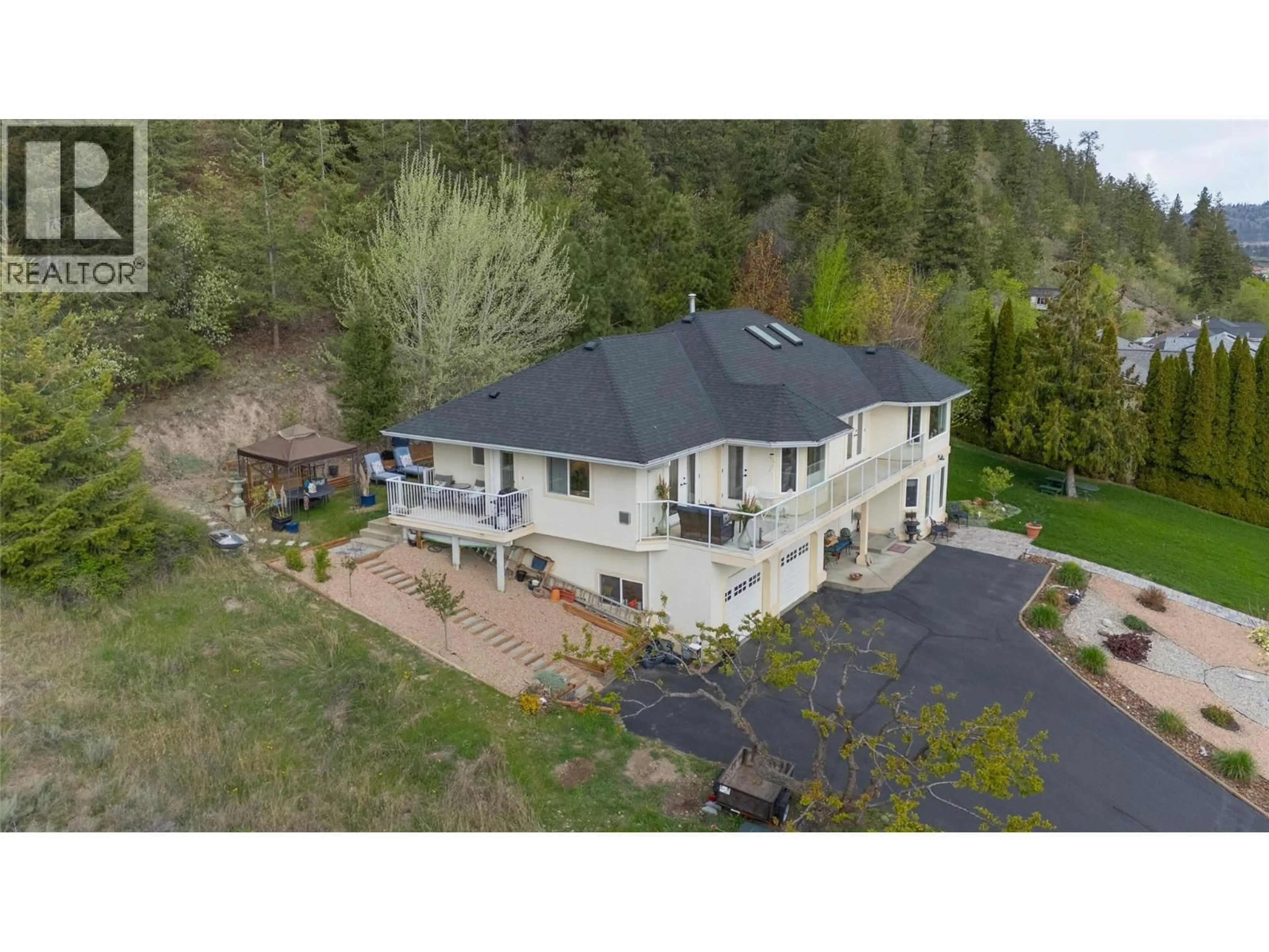 A pic from outside/outdoor area/front of a property/back of a property/a pic from drone, mountain view for 10804 GIANTS HEAD ROAD, Summerland British Columbia V0H1Z7