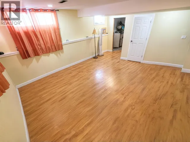 819 GLEN DRIVE, Trail 2