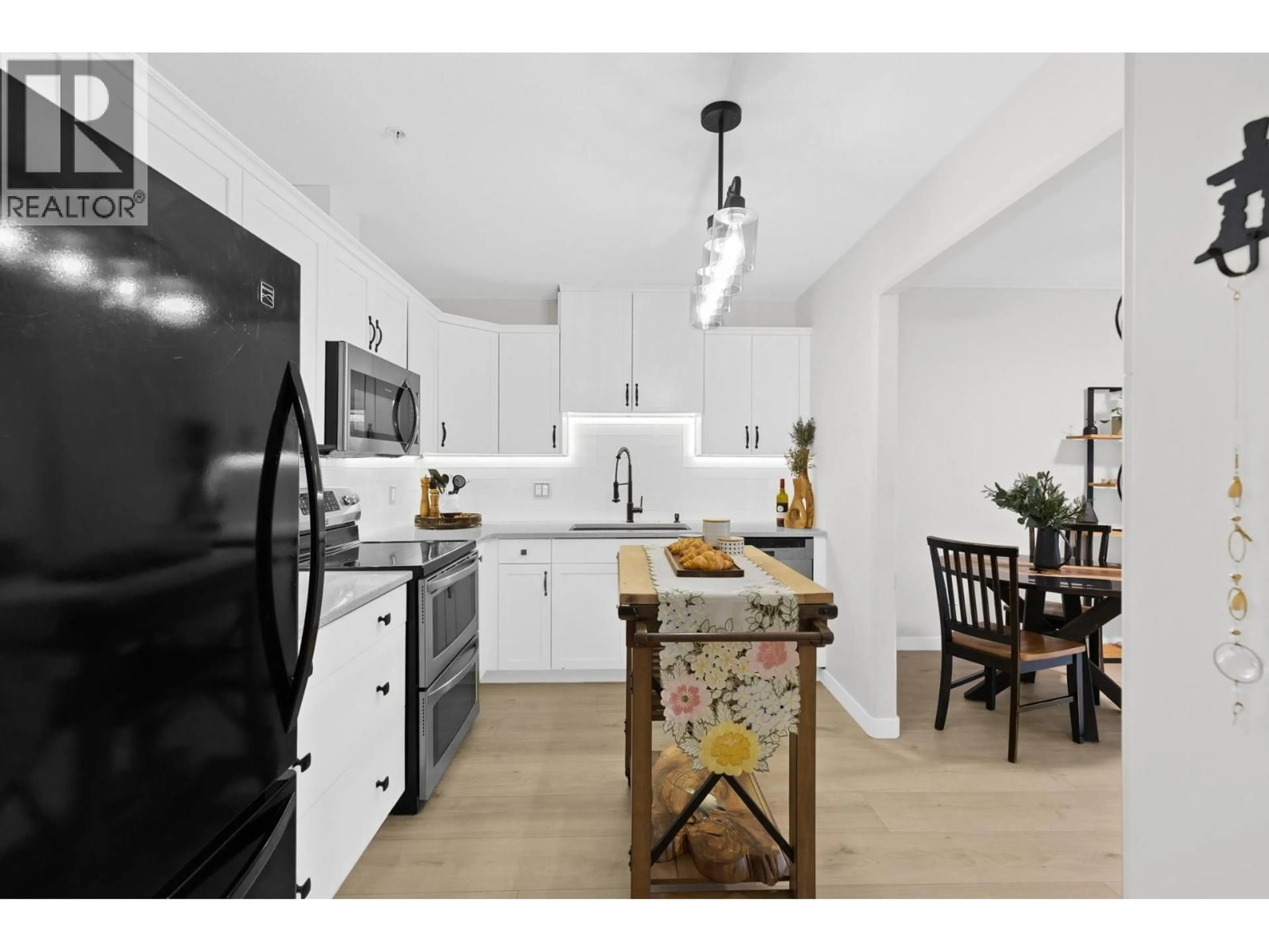 Open concept kitchen, unknown for 106 - 303 WHITMAN ROAD, Kelowna British Columbia V1V2P3