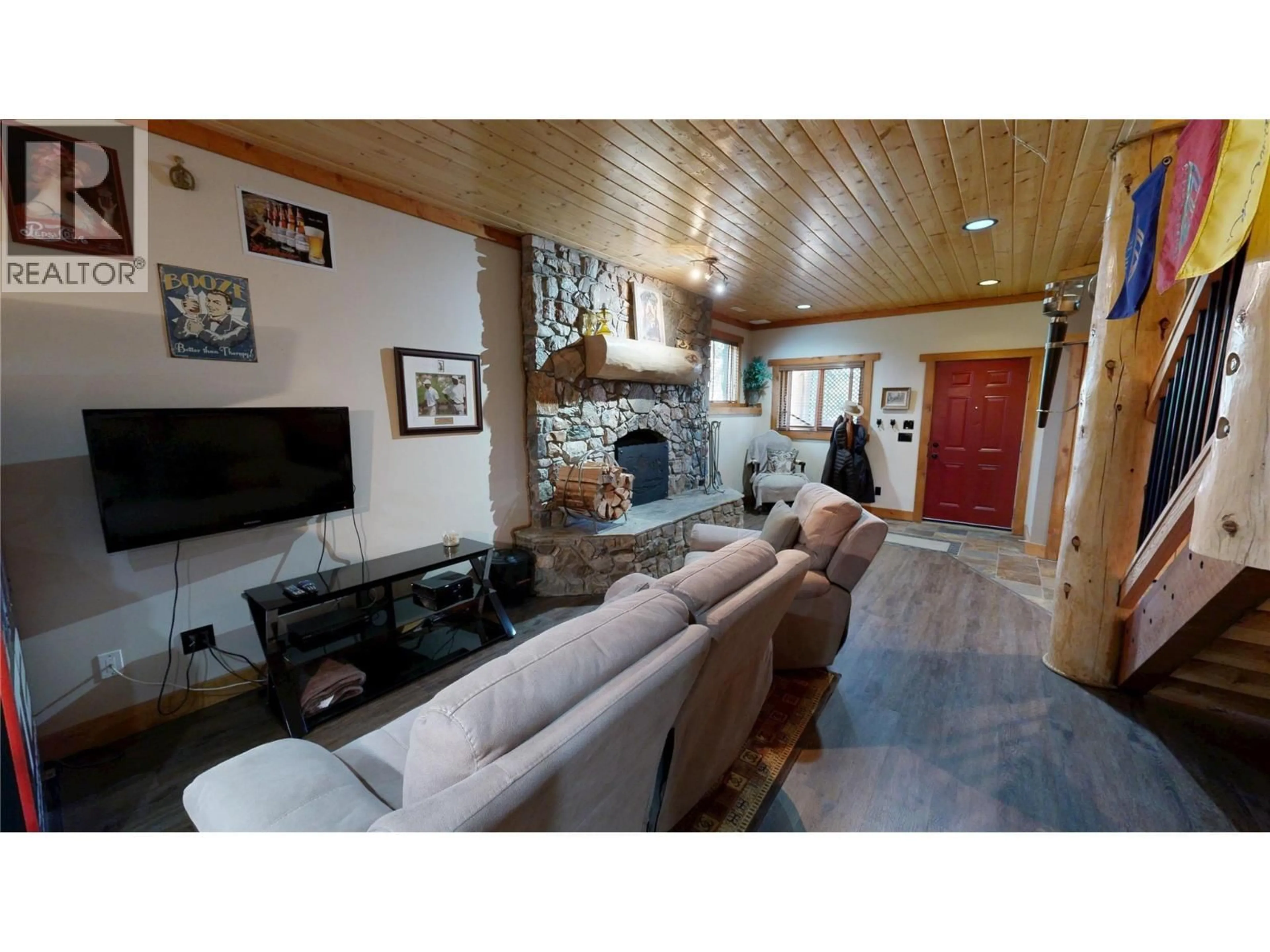 Living room with furniture, unknown for 7500 PINE CONE LANE, Radium Hot Springs British Columbia V0A1M0
