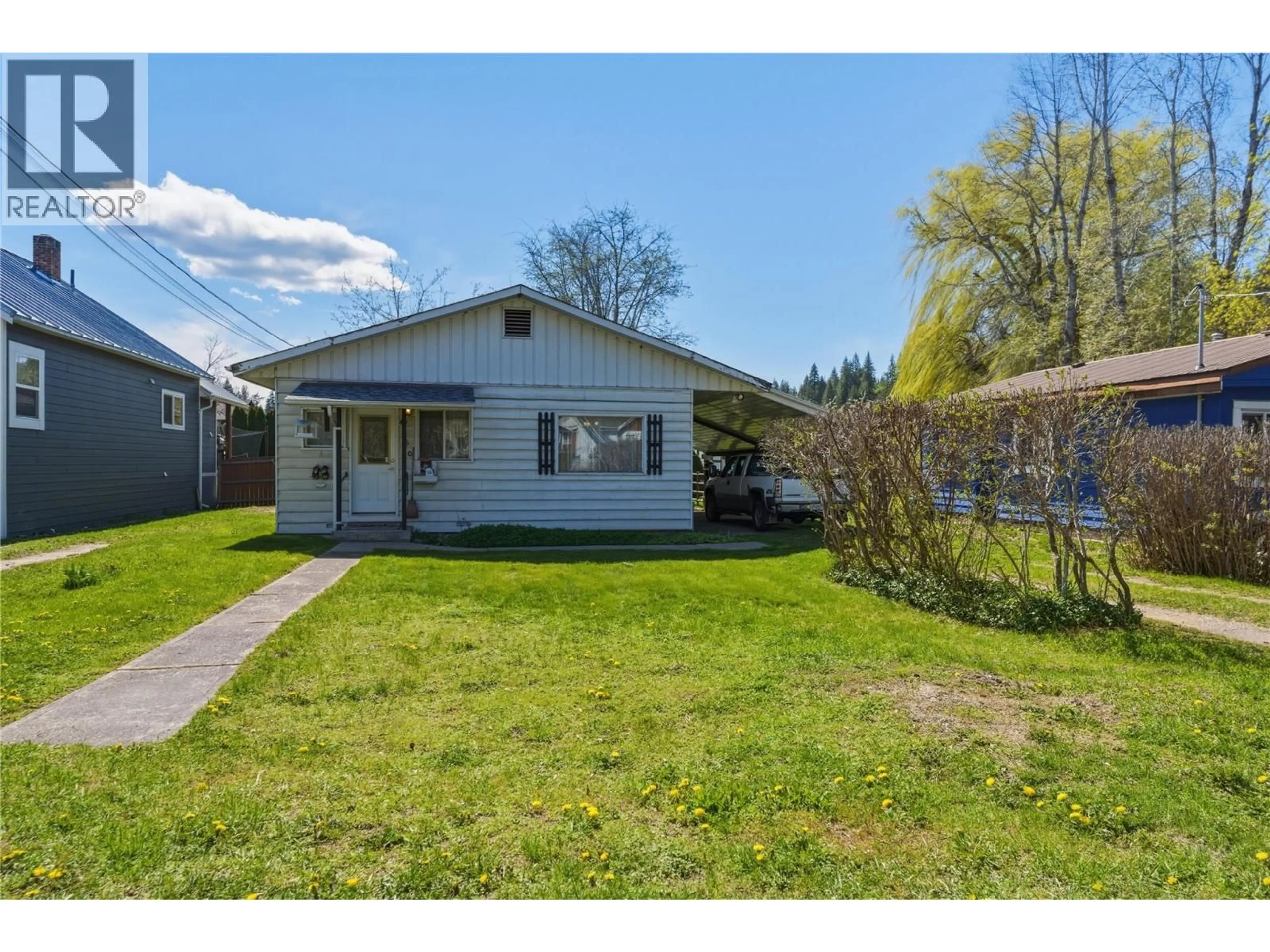 A pic from outside/outdoor area/front of a property/back of a property/a pic from drone, street for 4760 CANOE BEACH DRIVE DRIVE NORTHEAST, Salmon Arm British Columbia V0E1K0